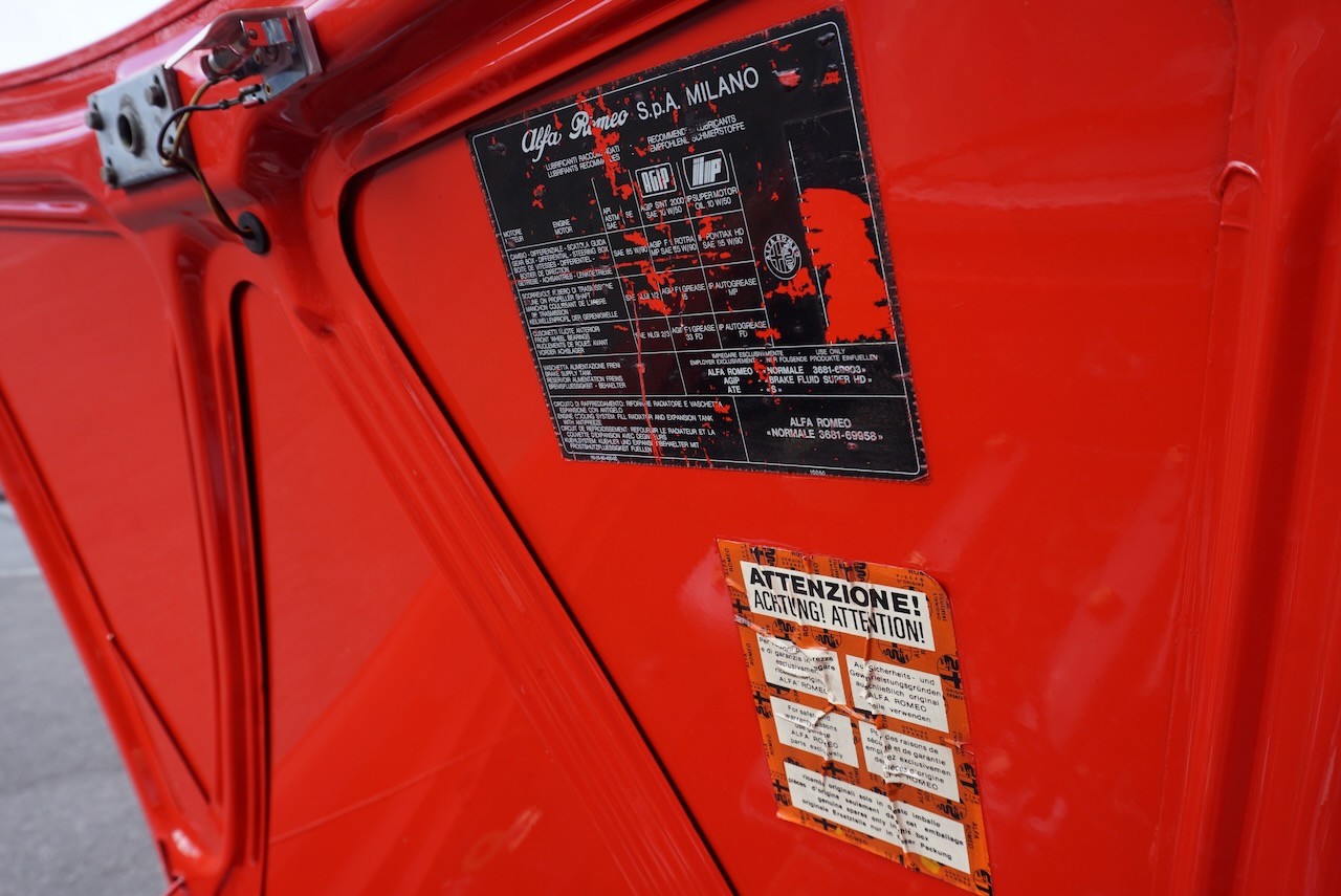 ALFA ROMEO 2000 Spider Veloce-image-11