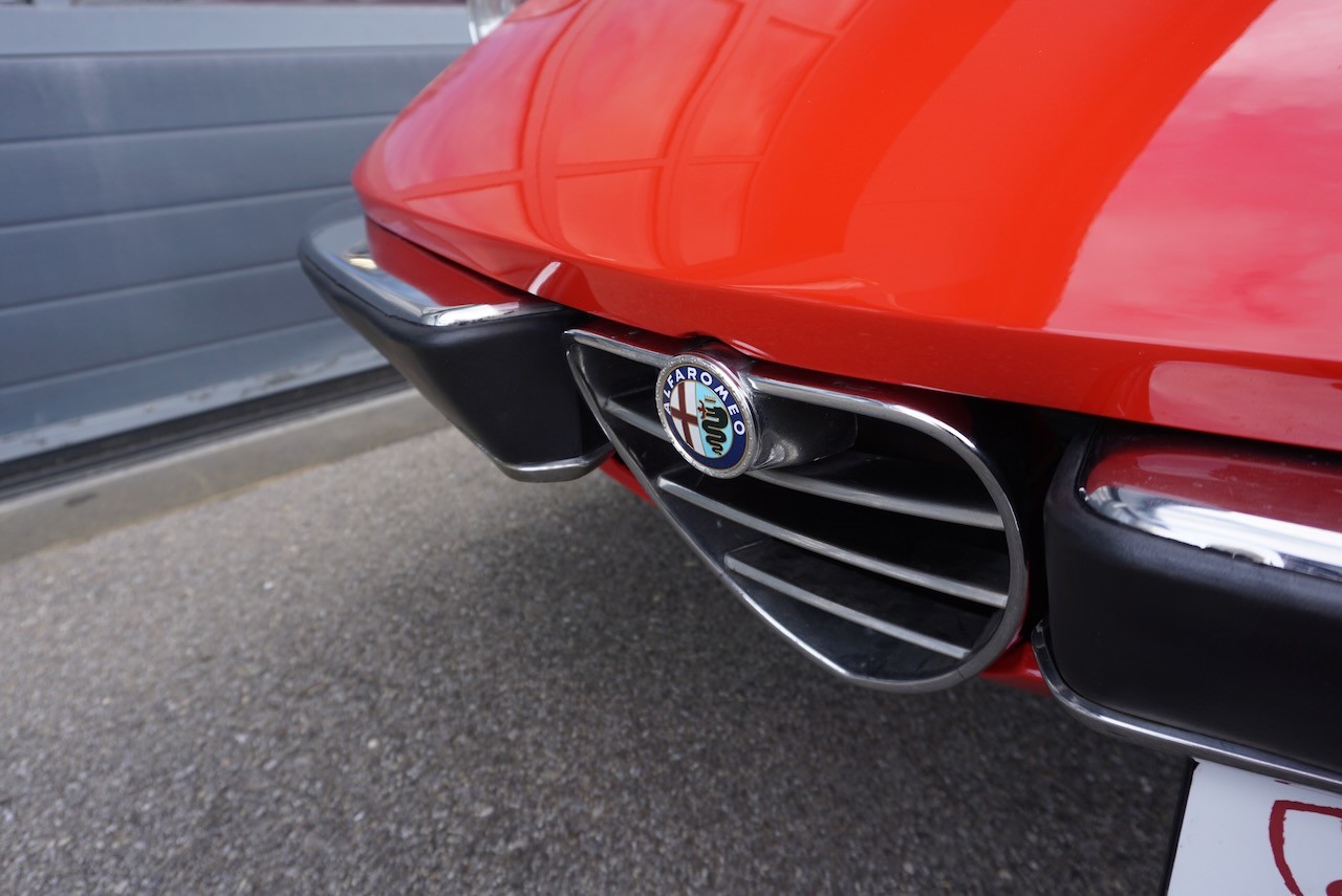 ALFA ROMEO 2000 Spider Veloce-image-9