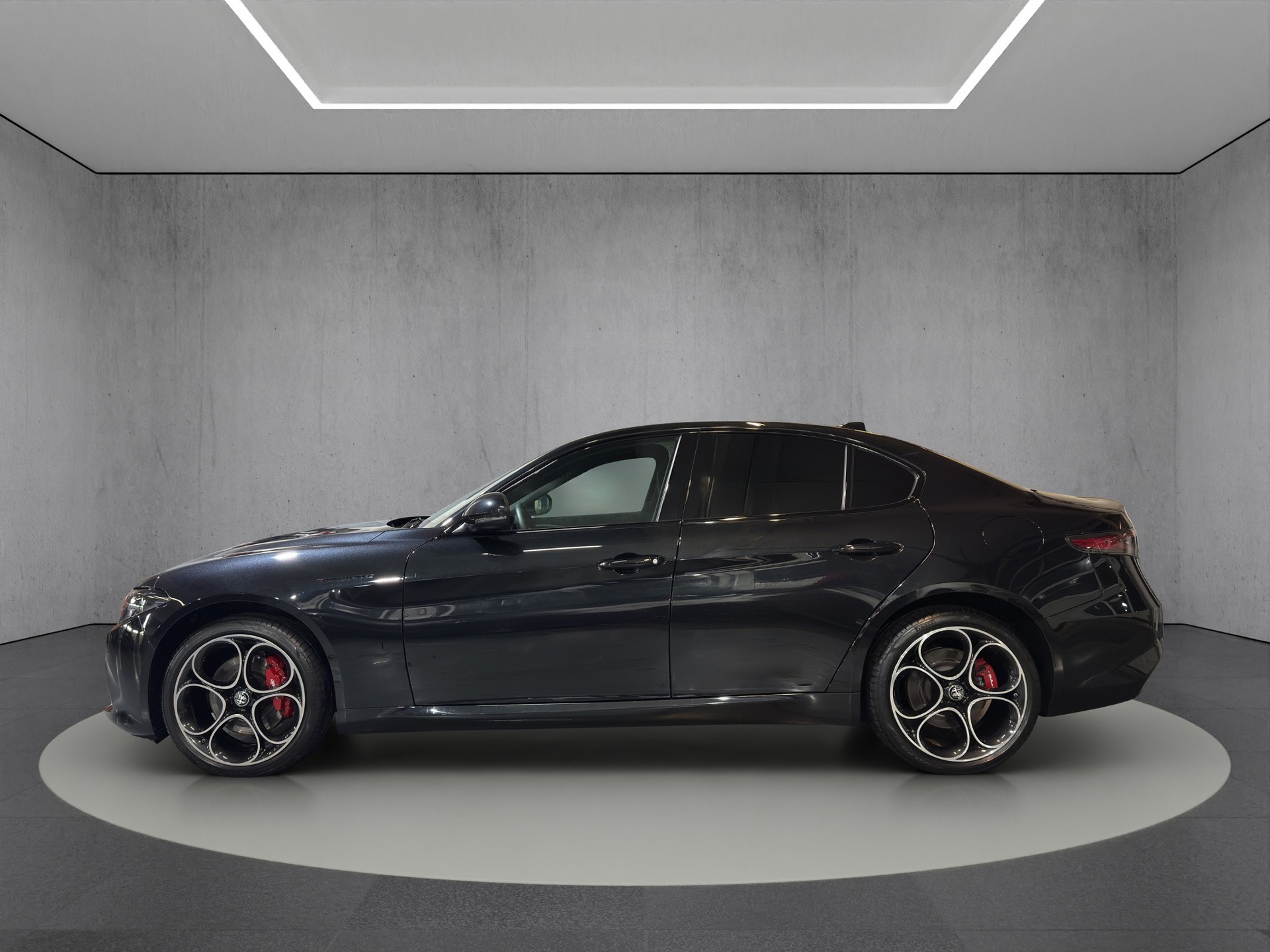 ALFA ROMEO Giulia 2.0 Competizione Pack Sky Q4 AT8 "Panodach-ADAS"-showroom-element-2