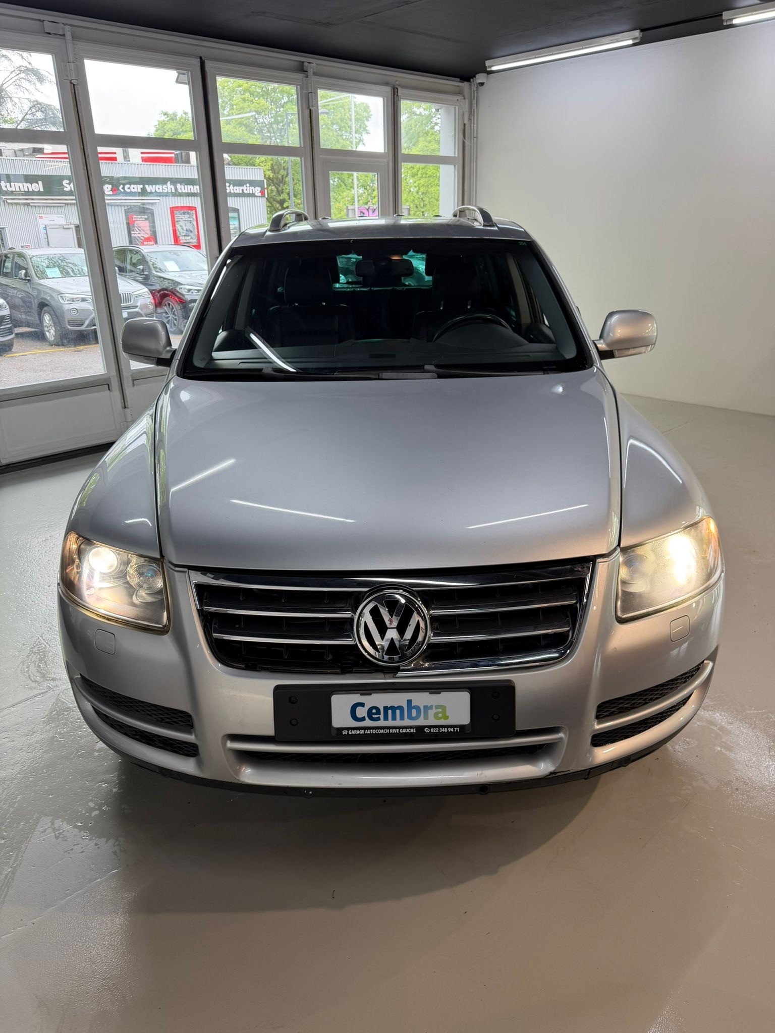 VW Touareg 3.0 TDI-showroom-element-2