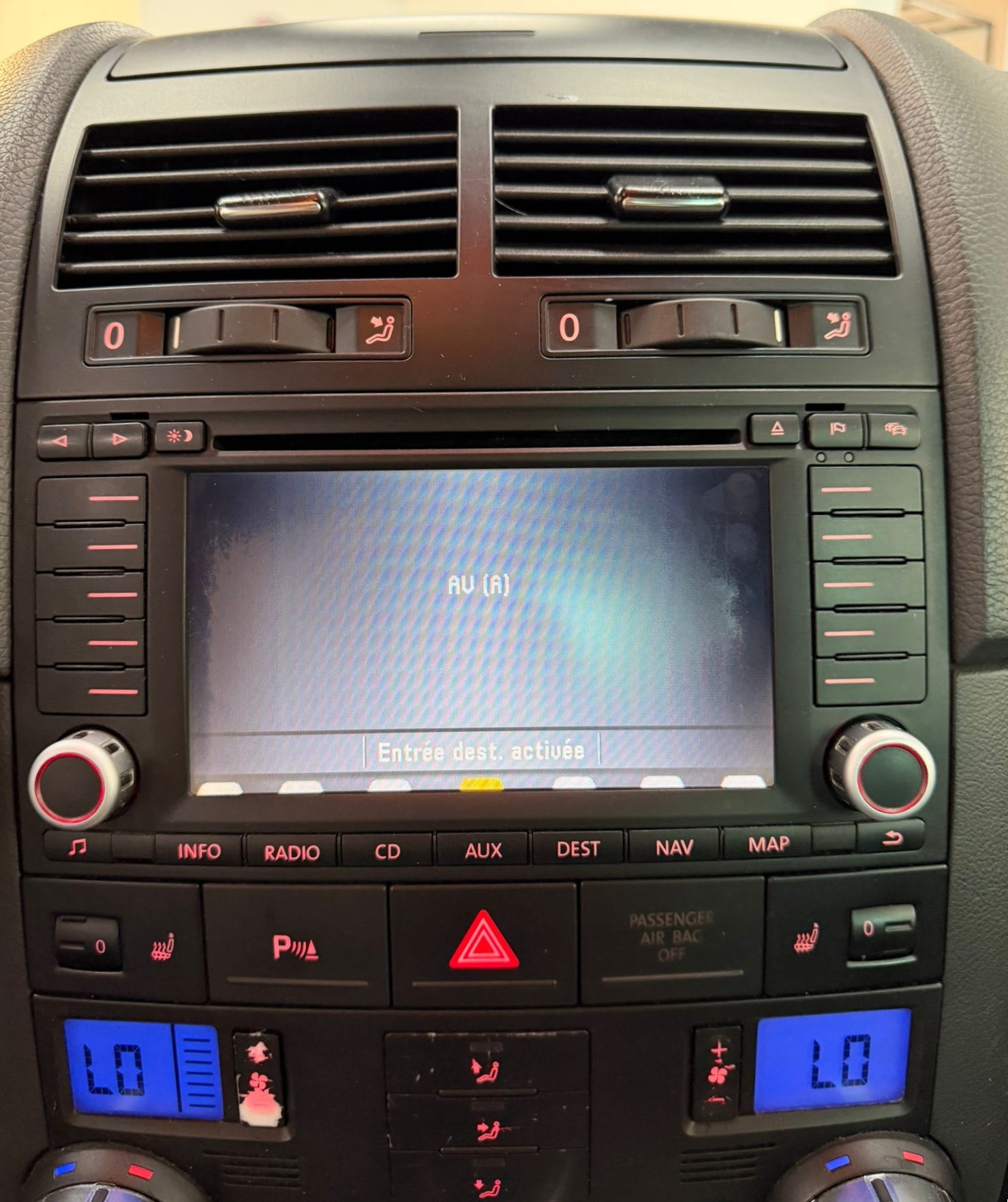 VW Touareg 3.0 TDI-image-23