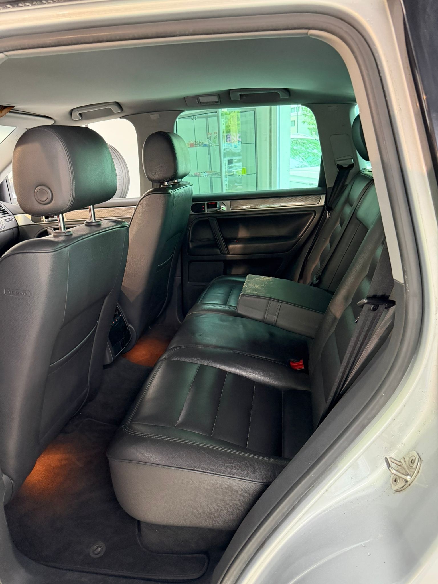 VW Touareg 3.0 TDI-image-26