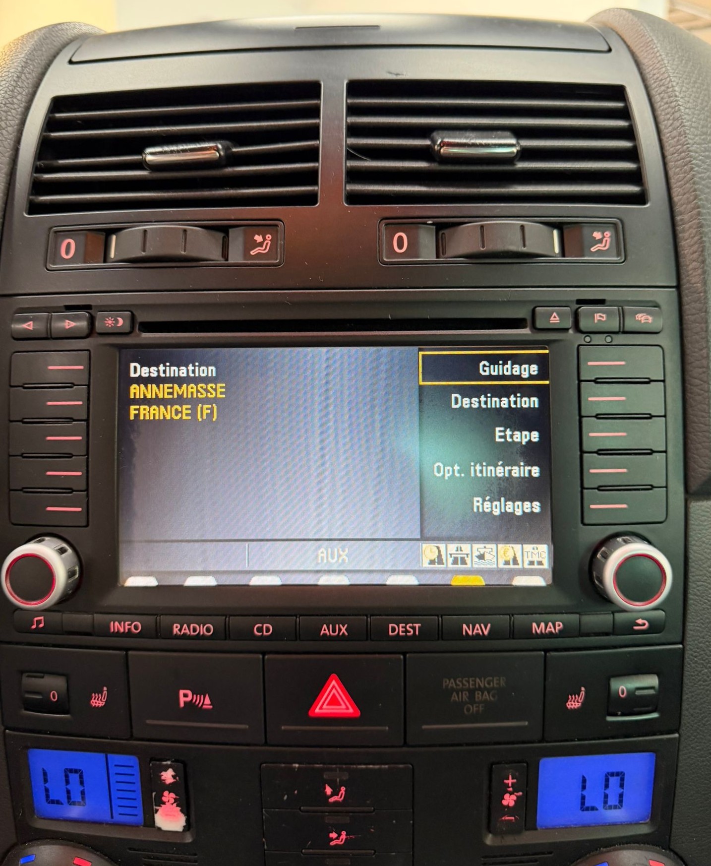 VW Touareg 3.0 TDI-image-24