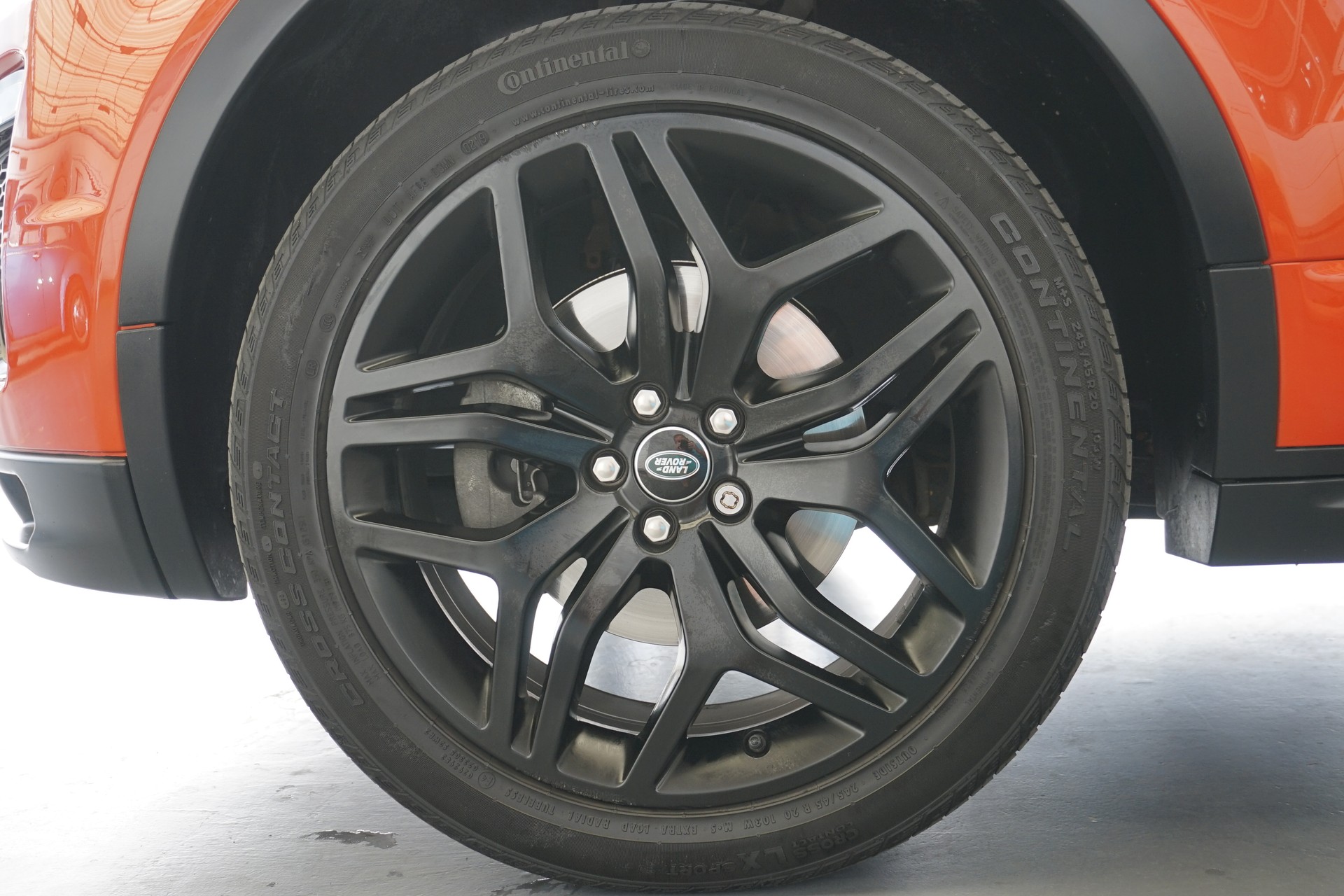 LAND ROVER Evoque 2.0Si4 HSE Dynamic Convertible 241 PS "Benziner"-image-16