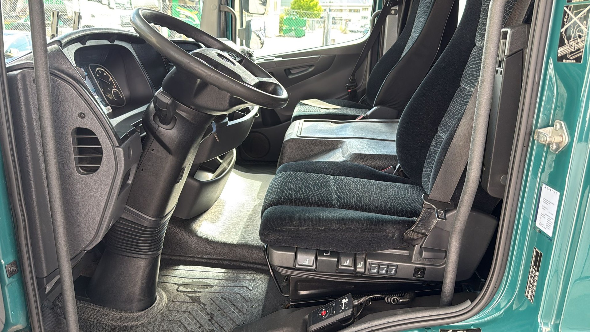 MERCEDES-BENZ Atego 1223-image-12