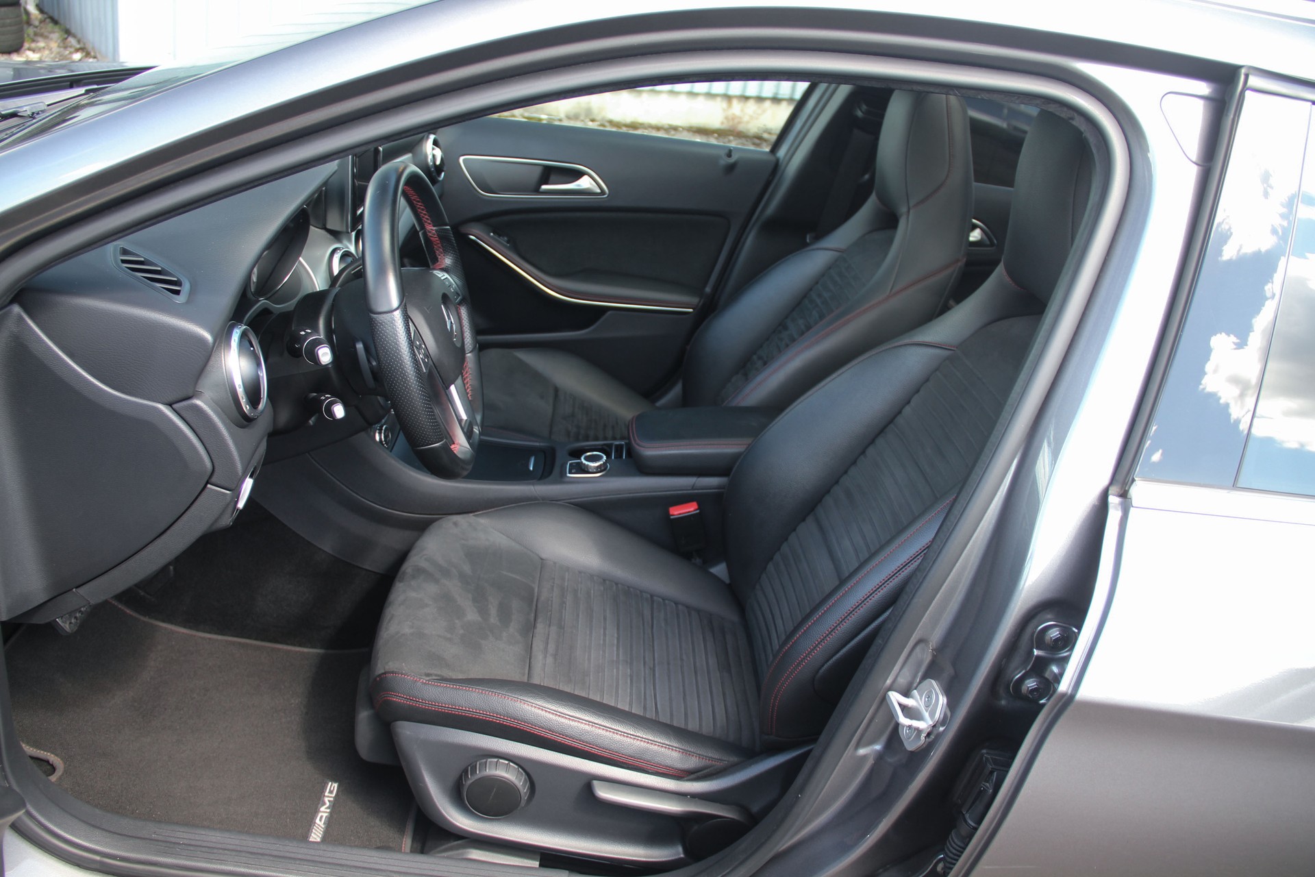 MERCEDES-BENZ GLA 250 AMG Line 4Matic 7G-DCT 🇩🇪 ⭐⭐⭐⭐⭐-image-5