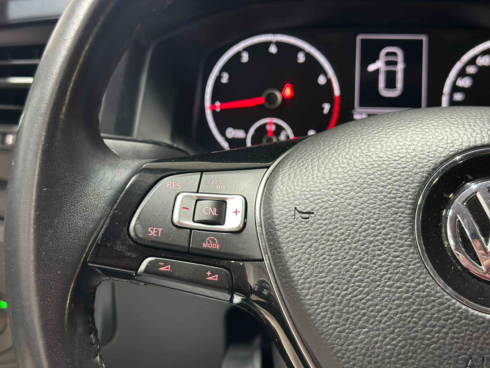 VW Polo 1.0 BMT Trendline-image-11