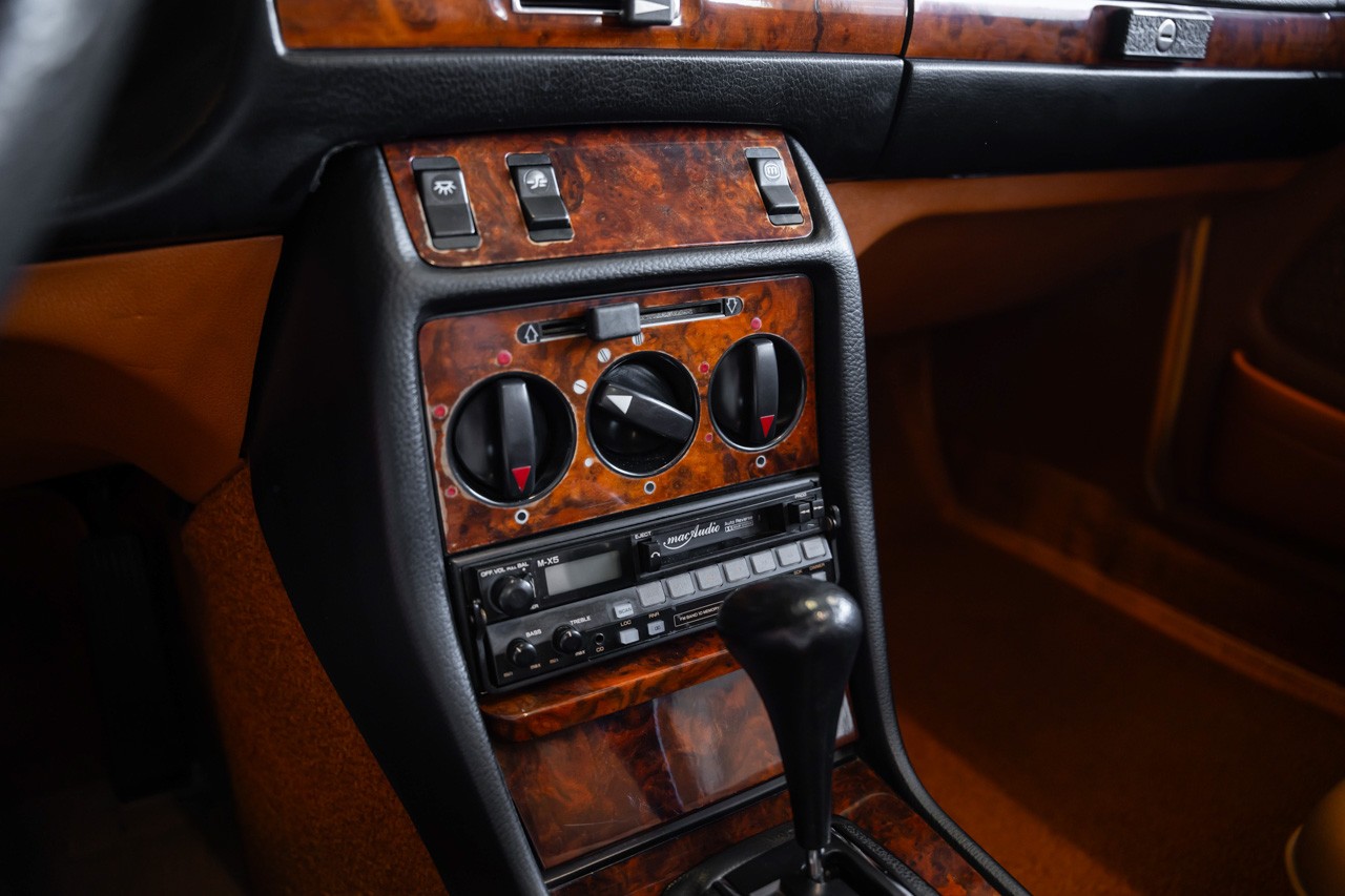 MERCEDES-BENZ 280 CE Automatic-image-20