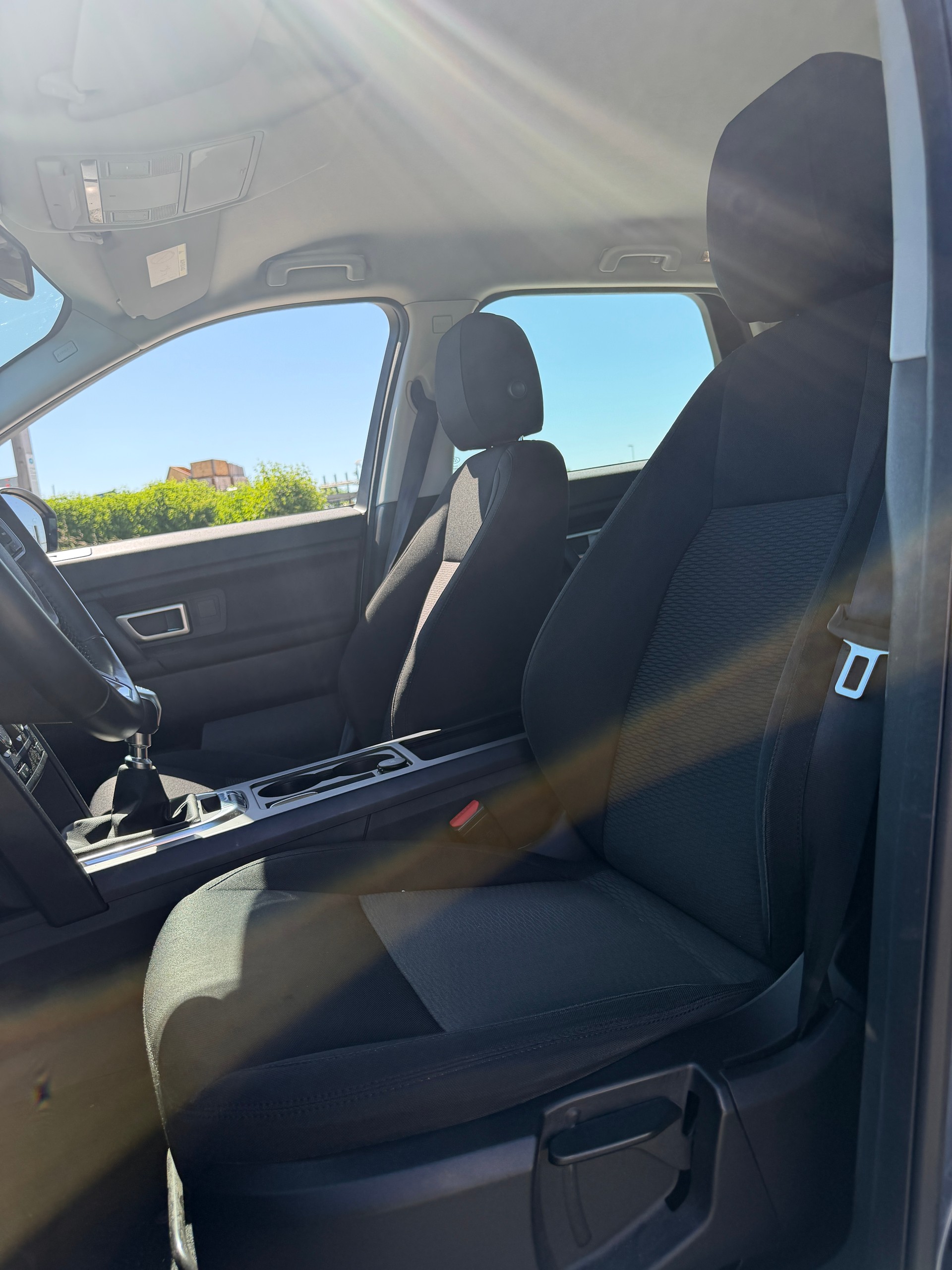 LAND ROVER Discovery Sport 2.0 TD4 HSE-image-8