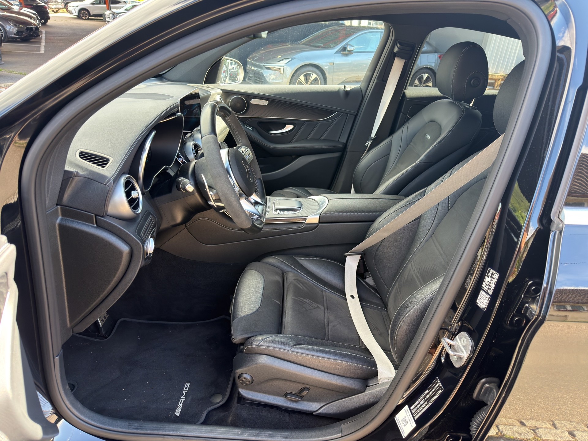MERCEDES-BENZ GLC 63 S AMG 4m+ Coupé-image-28