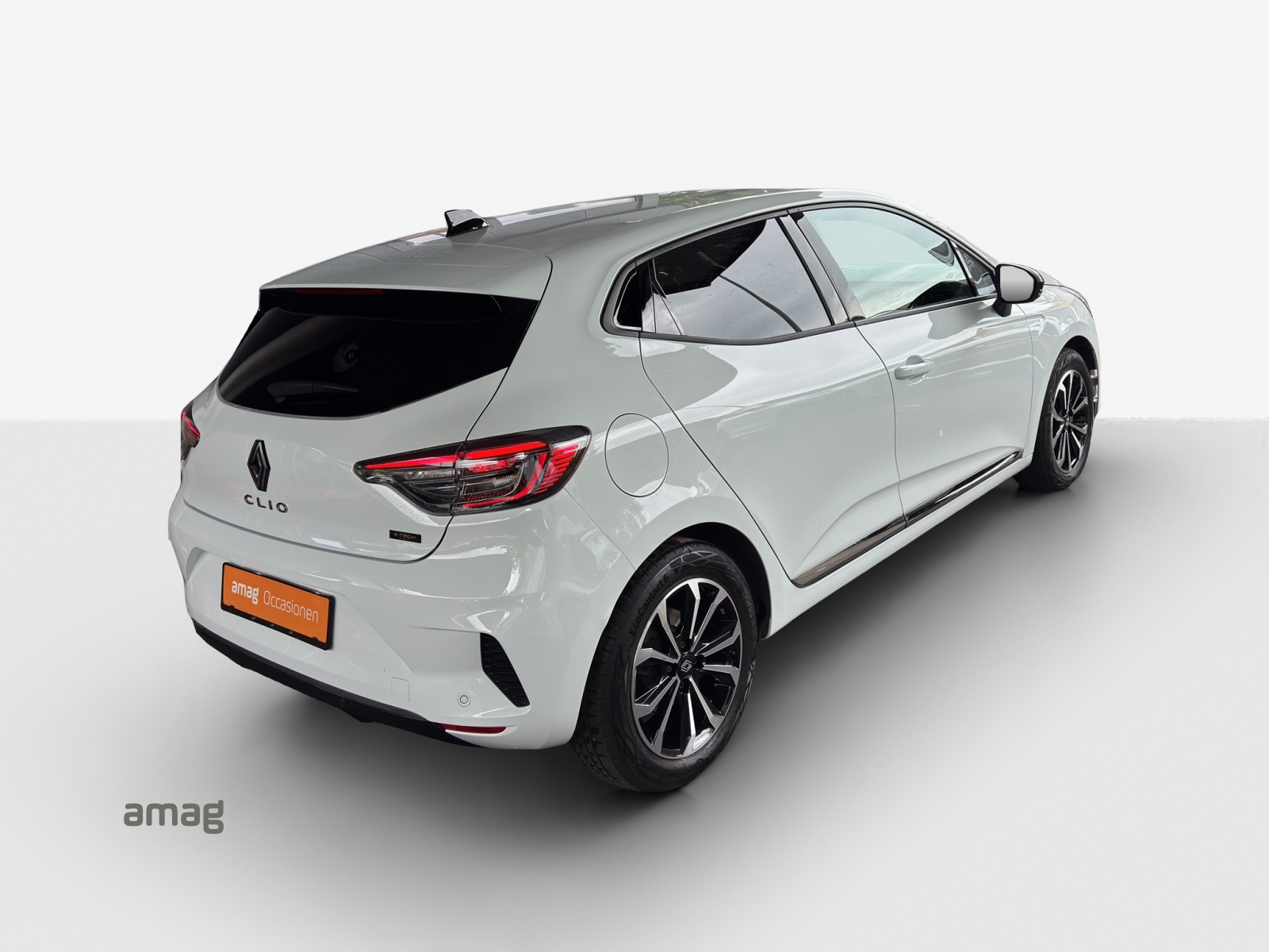 RENAULT Clio 1.6 E-Tech Techno-image-4