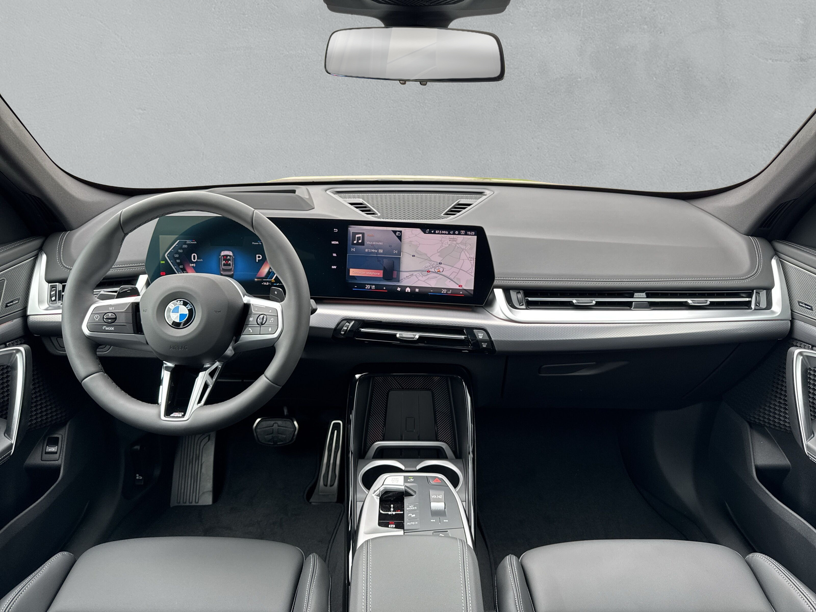 BMW X1 xDrive 23i 48V M Sport Pro-image-16