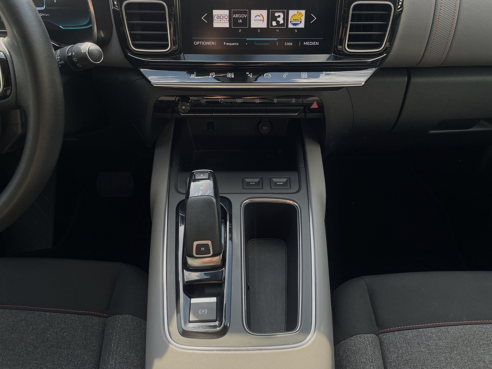 CITROEN C5 Aircross 1.6i PureTech Feel EAT8-image-14