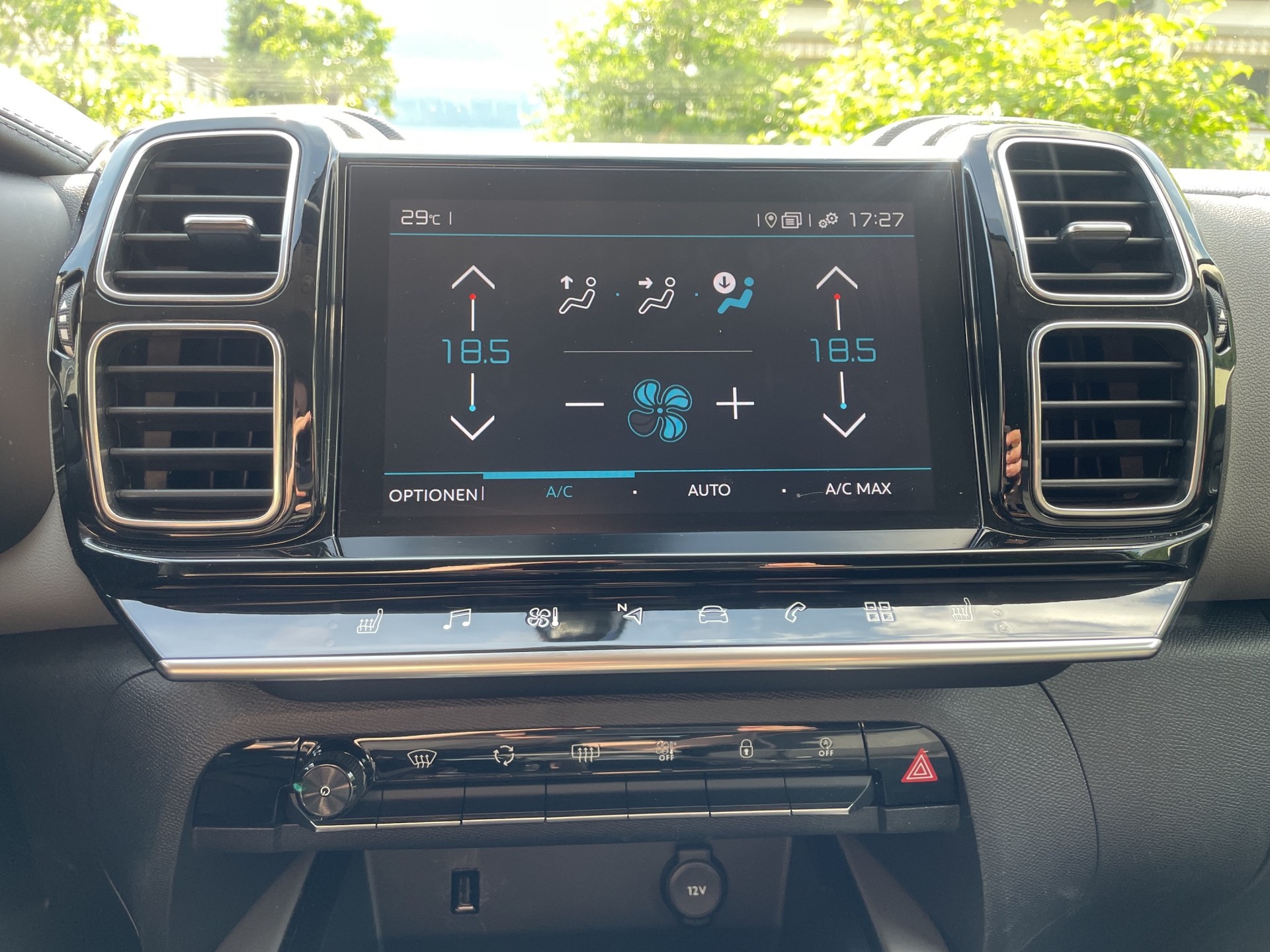 CITROEN C5 Aircross 1.6i PureTech Feel EAT8-image-25