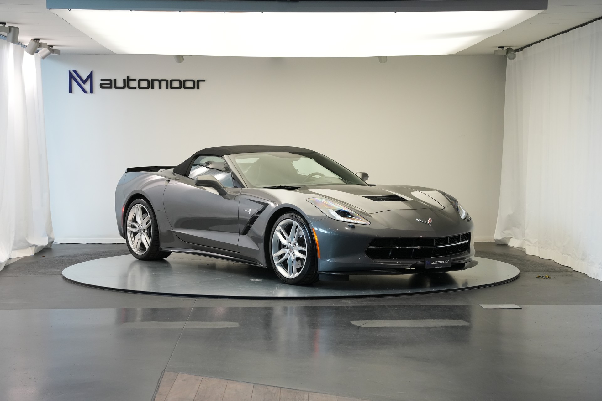 CHEVROLET Corvette Convertible Stingray Automatic-showroom-element-2
