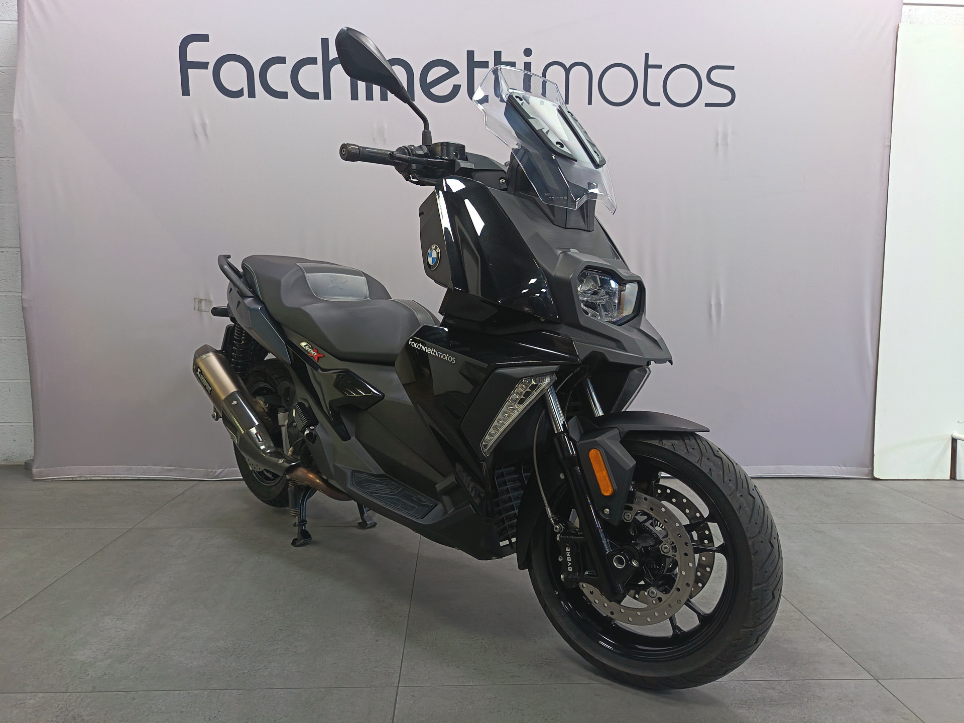 BMW C 400 X *** Akrapovic ***-image-1