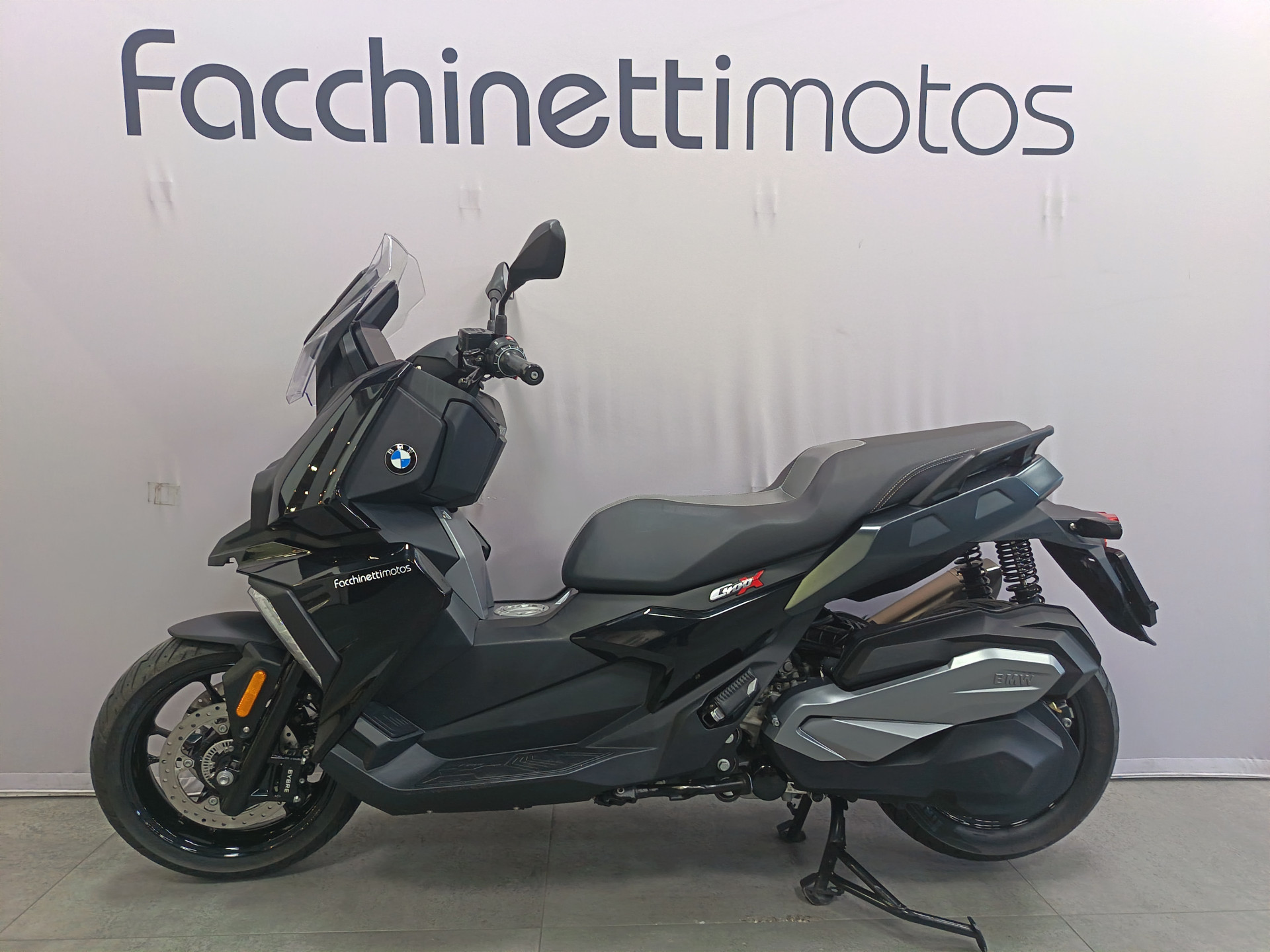 BMW C 400 X *** Akrapovic ***-image-3