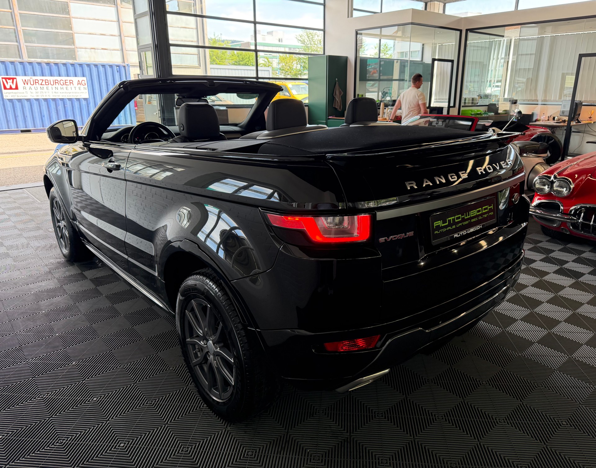 LAND ROVER Range Rover Evoque Convert. 2.0Si4 HSE Dynamic AT9-image-7