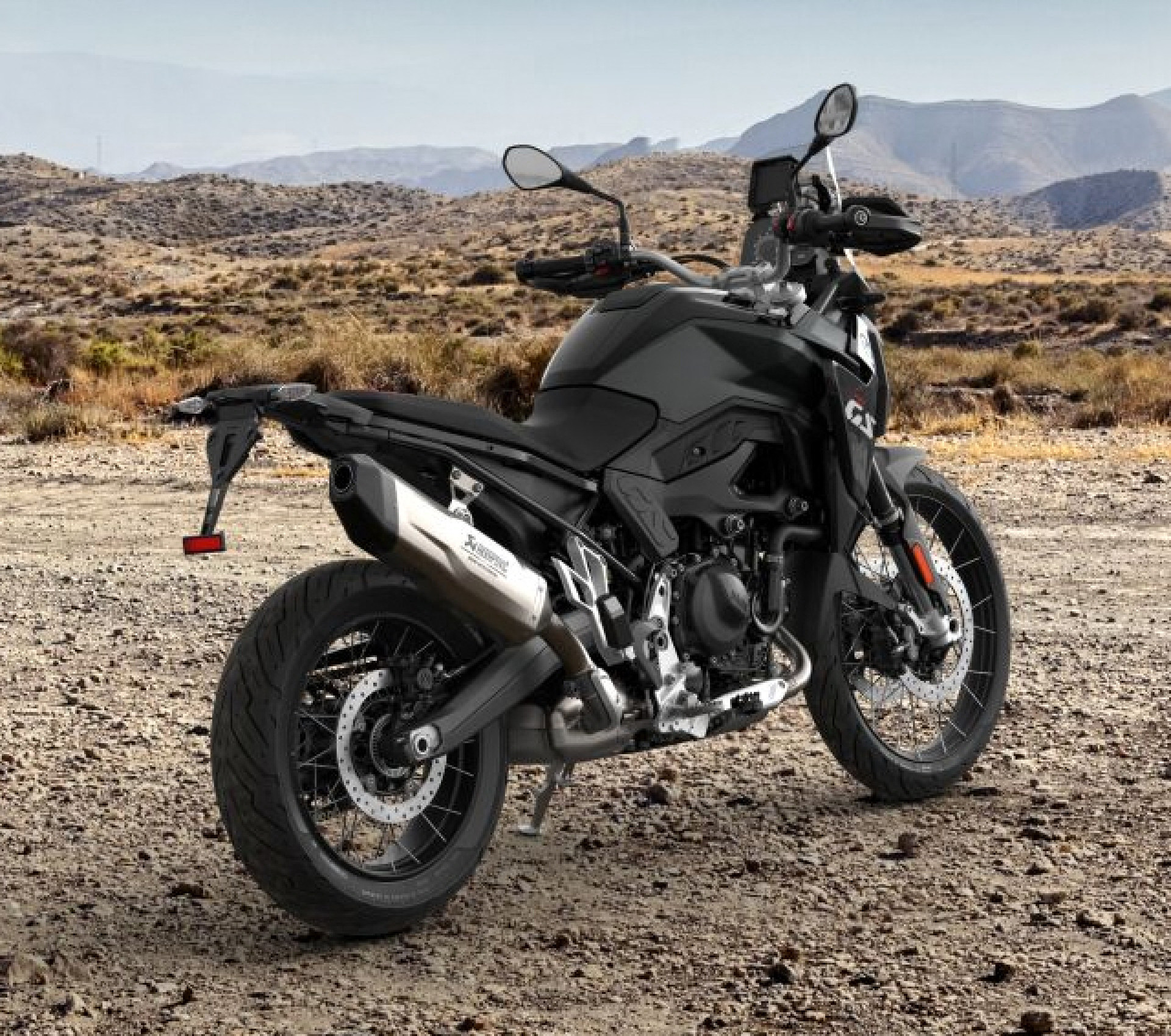 BMW F 900 GS-image-1