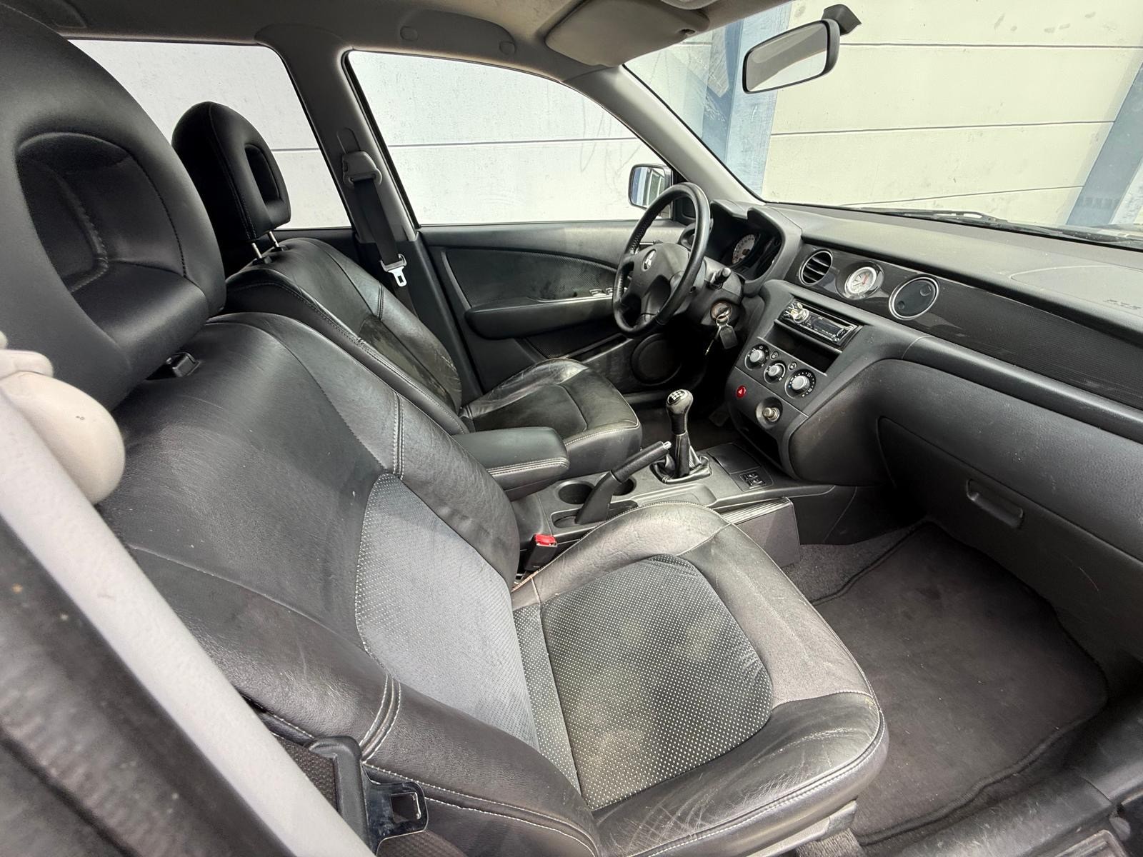 MITSUBISHI Outlander 2.0 16V Turbo-image-5