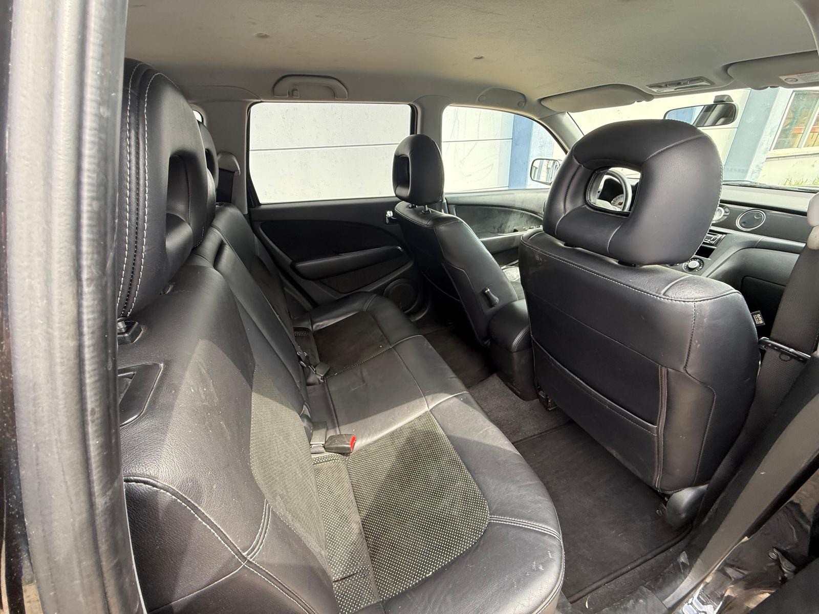 MITSUBISHI Outlander 2.0 16V Turbo-image-8