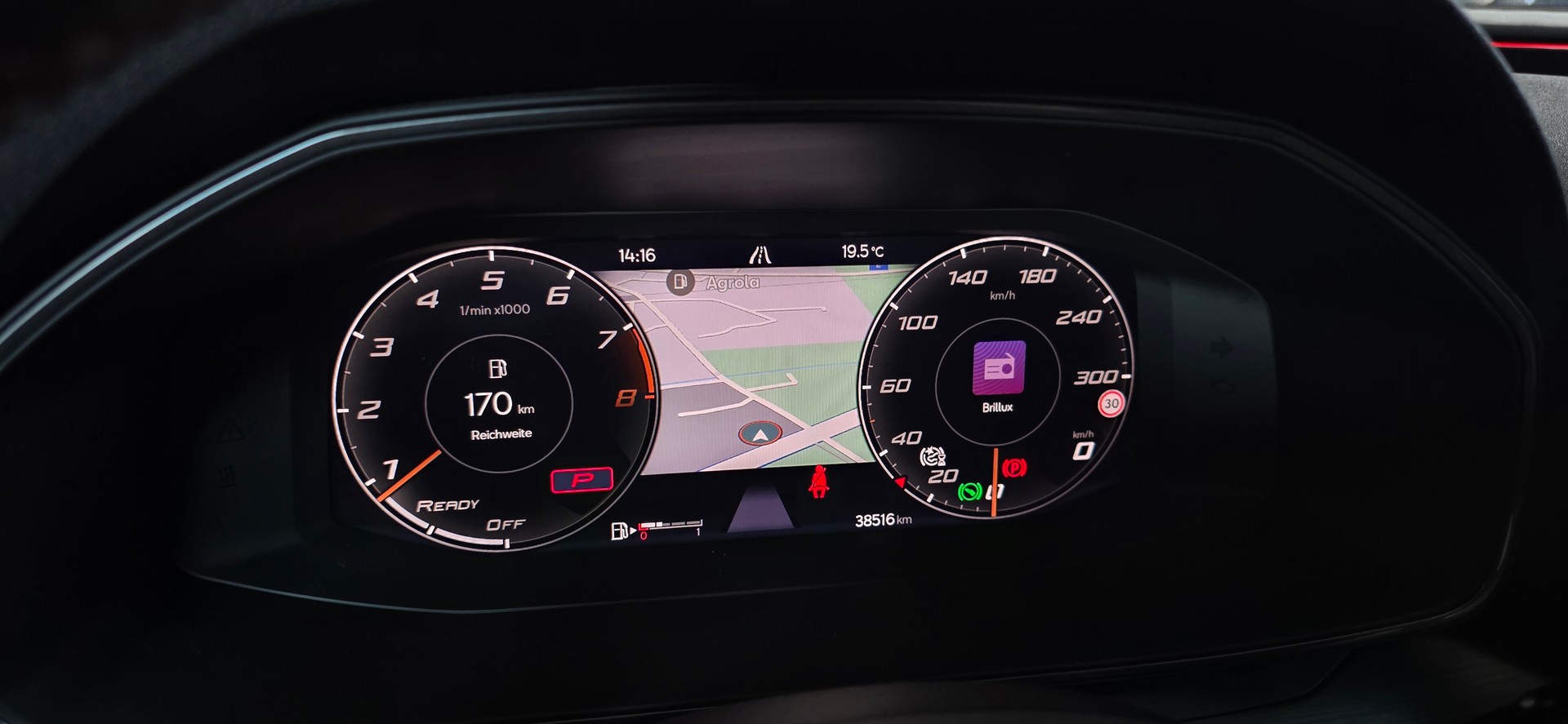CUPRA Formentor 2.5TSI VZ5 4Drive DSG *Carbonschalensitze*Spurhalte-&Abstandsassistent*Sitz-&Lenkradheizung*Parkassistent*-image-14
