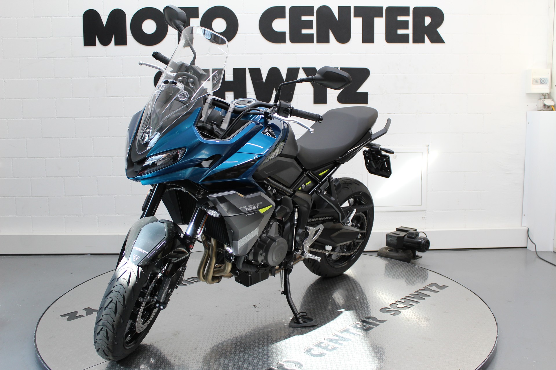 TRIUMPH Tiger Sport 660-image-2
