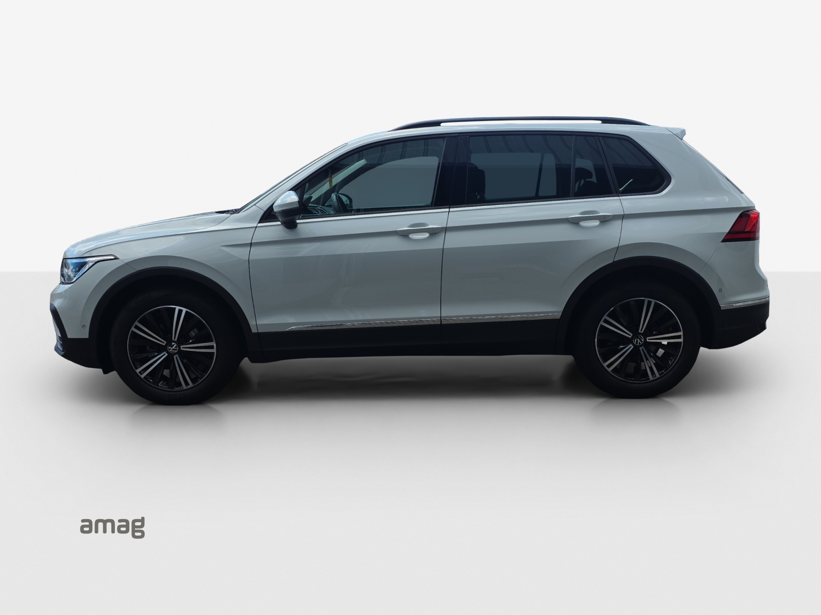 VW Tiguan 1.5TSI Evo Life DSG-showroom-element-1