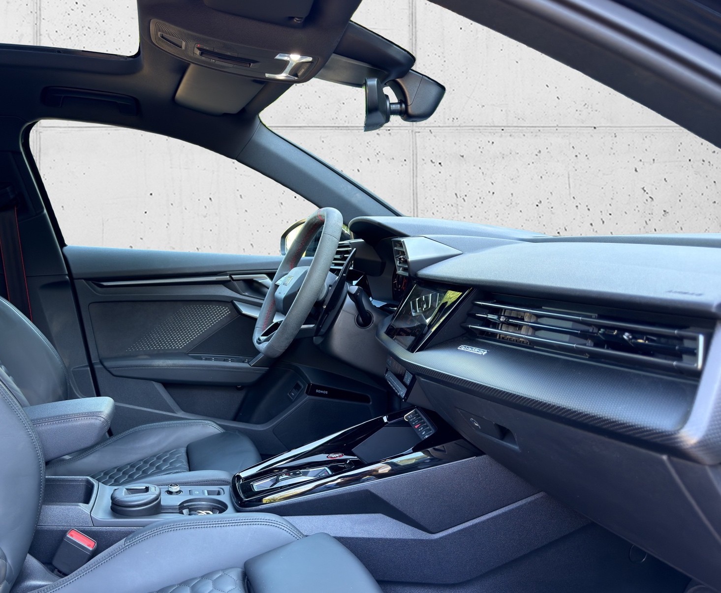 AUDI RS3 Sportback 2.5 TSI quattro S-tronic-image-22