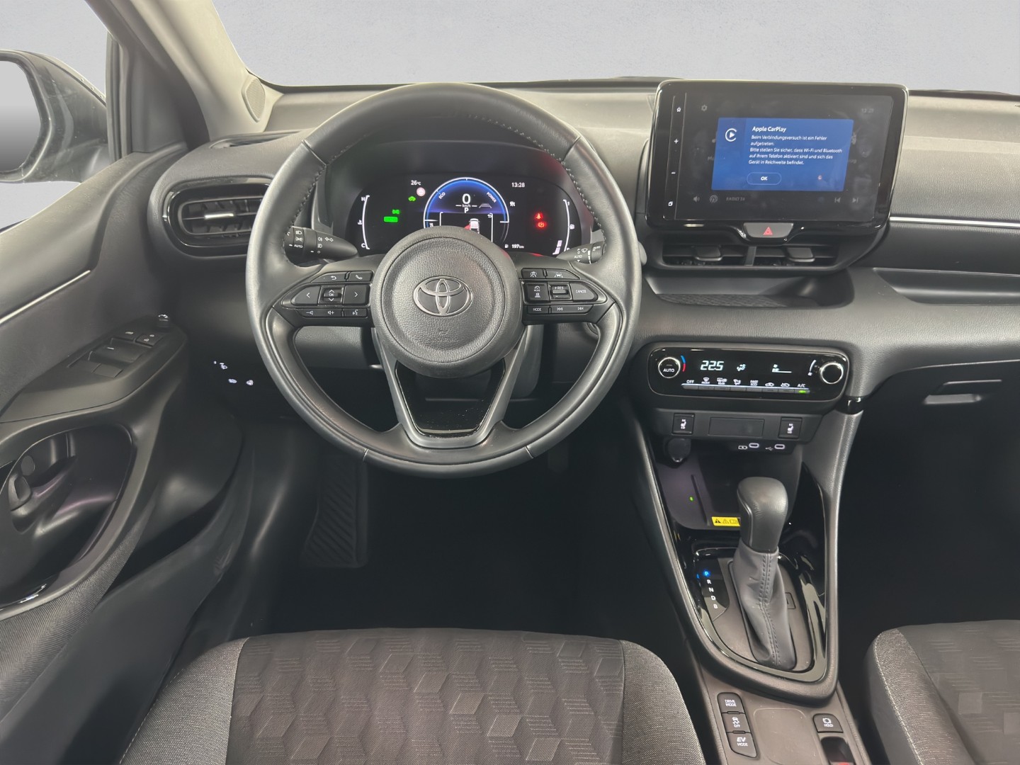 TOYOTA Yaris Cross 1.5 Trend e-CVT-image-9