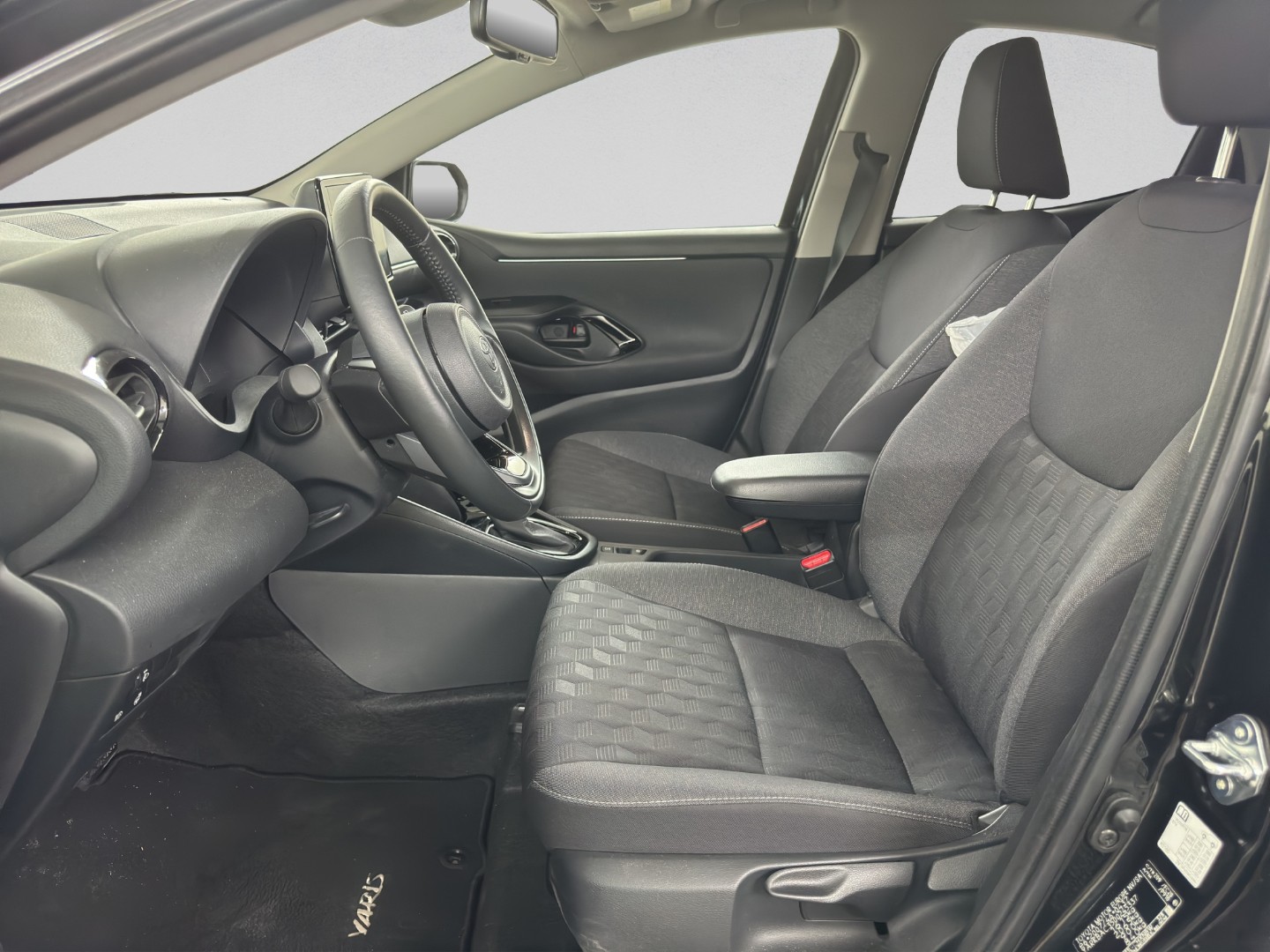 TOYOTA Yaris Cross 1.5 Trend e-CVT-image-7