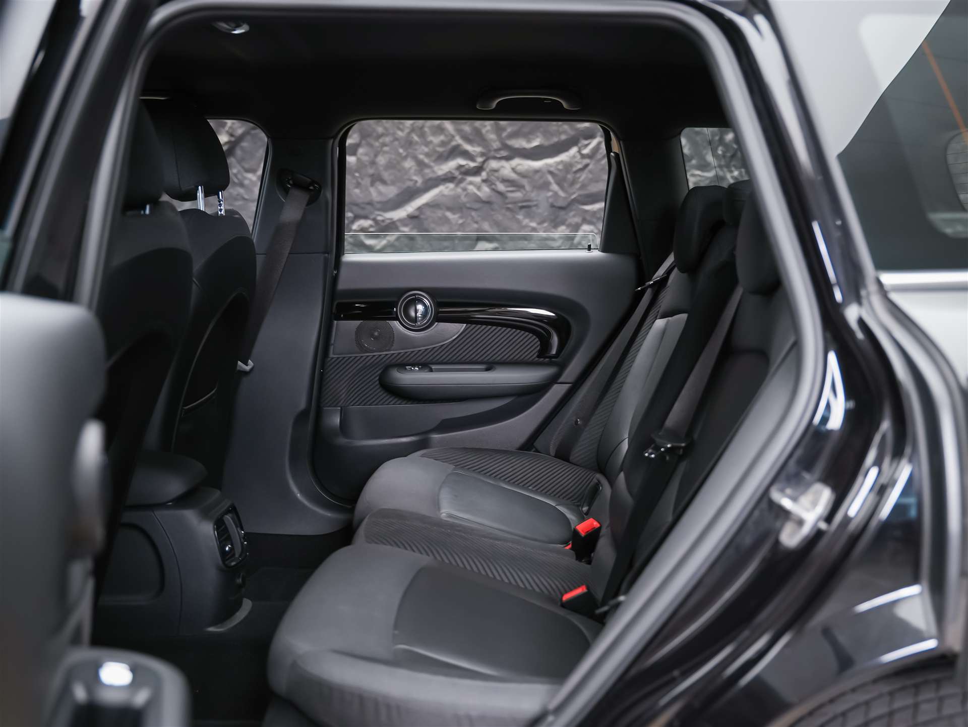 MINI Clubman Cooper S ALL4 Steptronic *Rückfahrkamera*Keyless Go*Standlüftung*-image-11