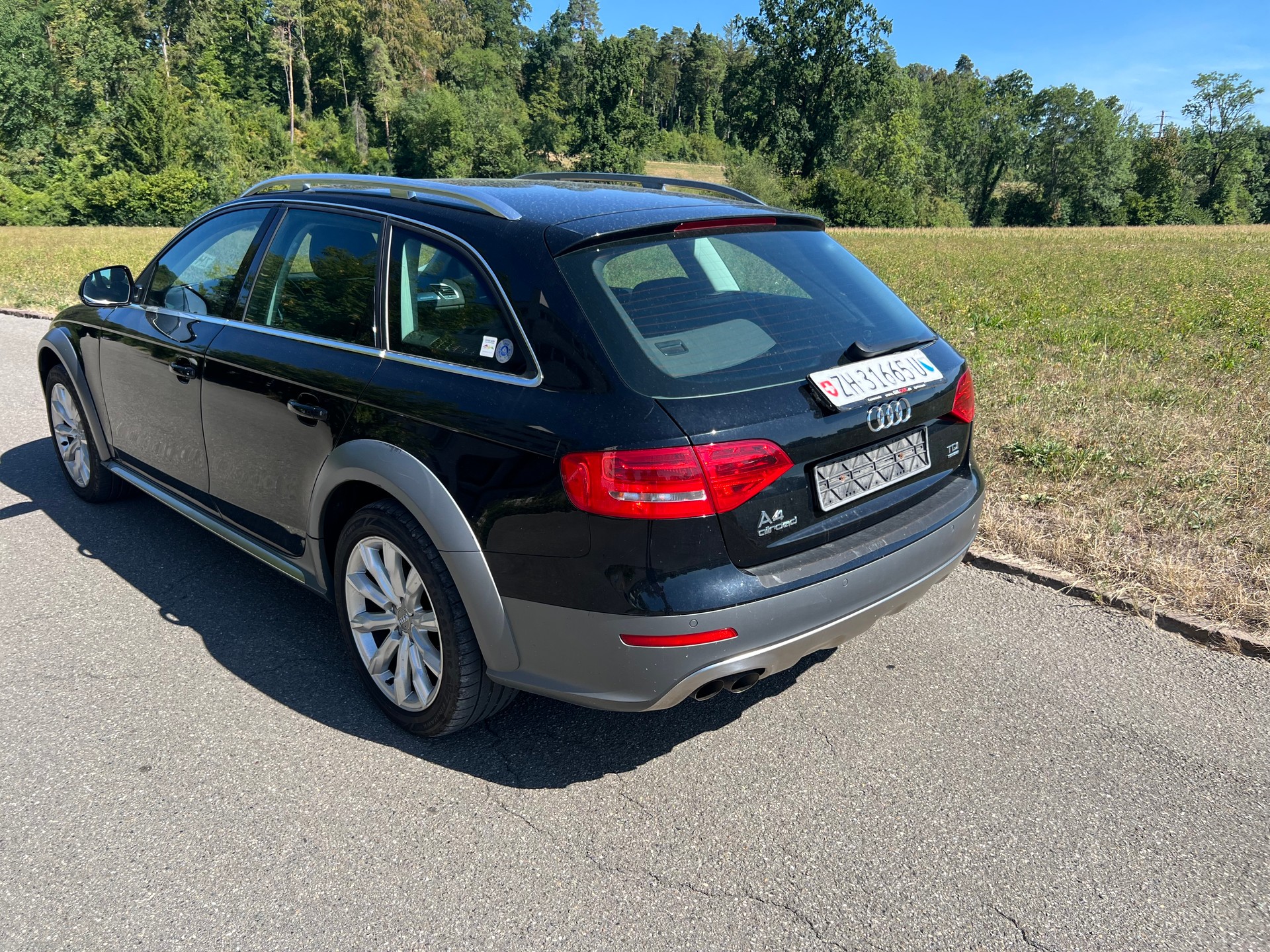 AUDI A4 allroad 2.0 TDI quattro-image-3