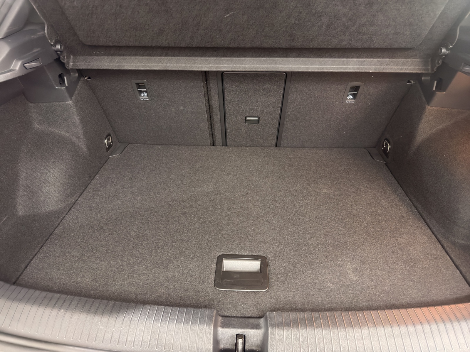 VW T-Roc 1.5 TSI EVO R-Line DSG-image-12