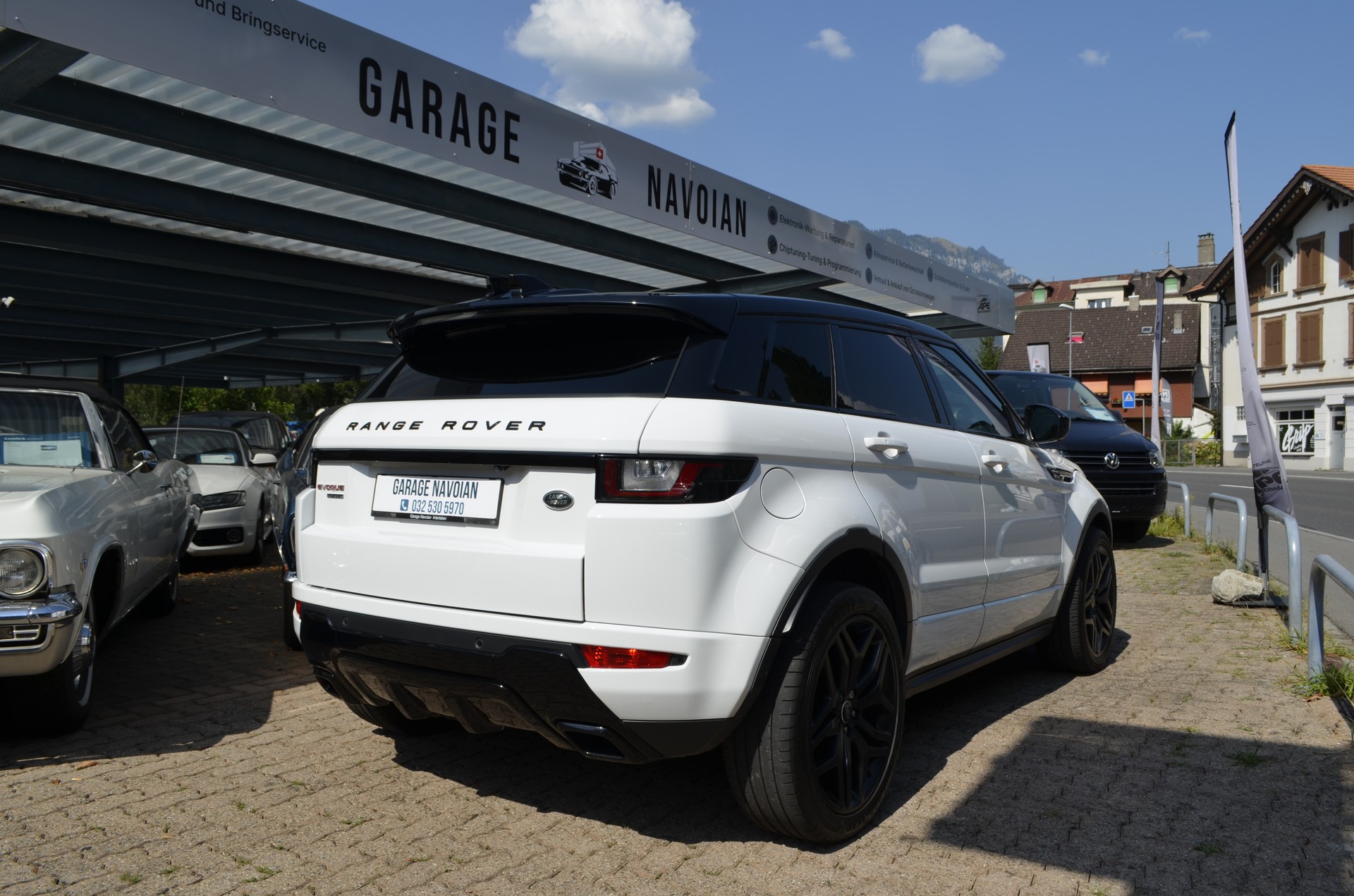 LAND ROVER Range Rover Evoque 2.0 Si4 HSE AT9-image-1