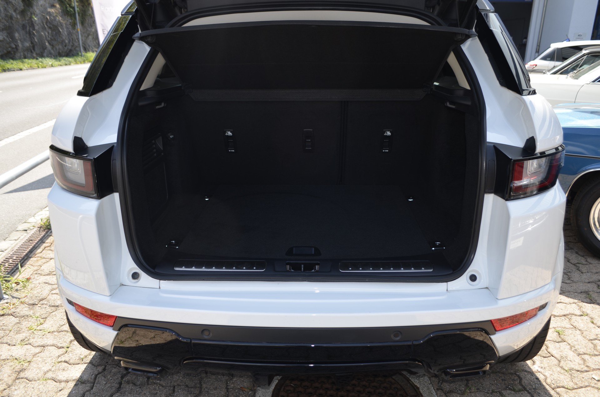 LAND ROVER Range Rover Evoque 2.0 Si4 HSE AT9-image-9