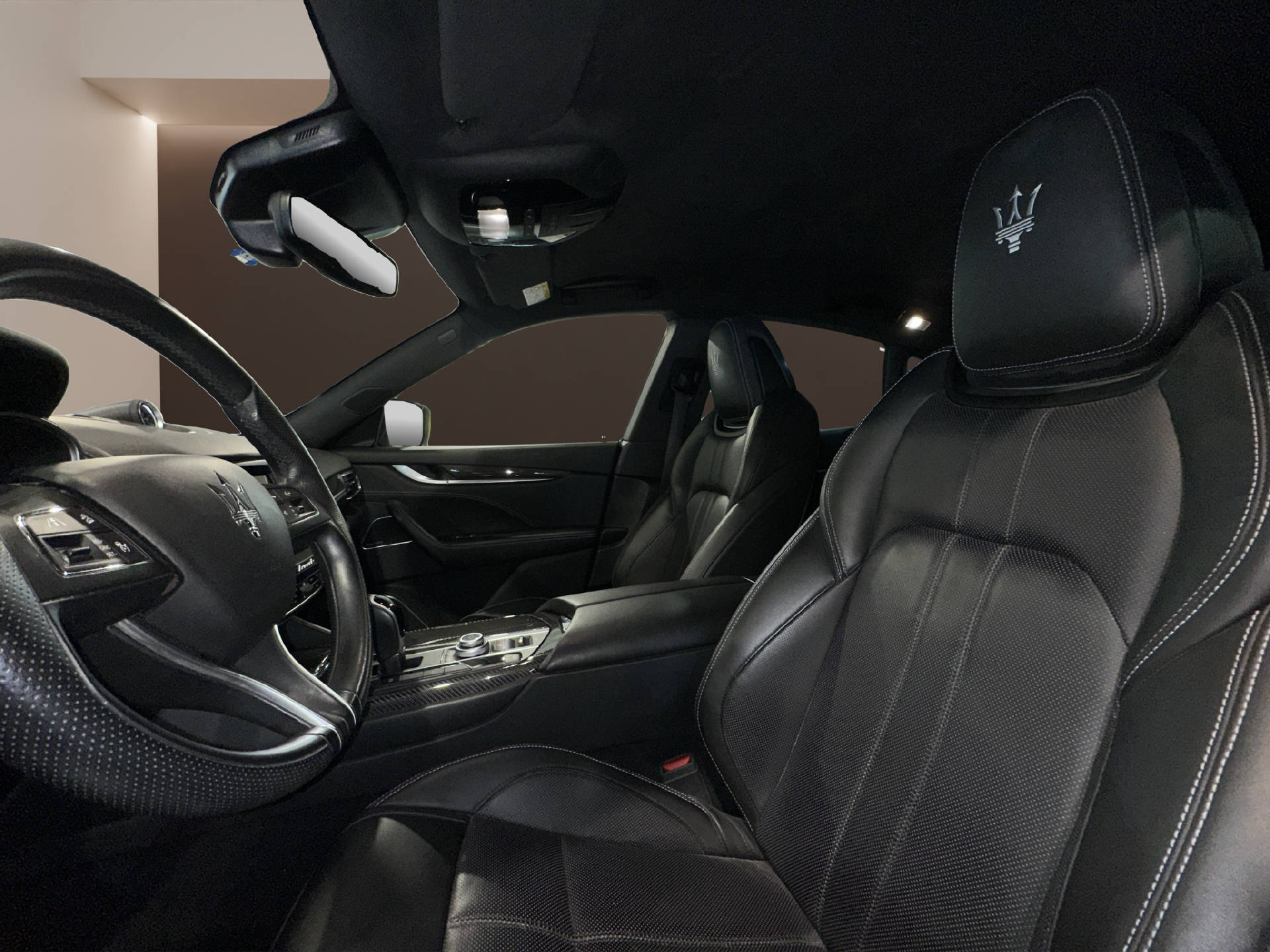 MASERATI Levante 3.0 V6 S GranLusso-image-8