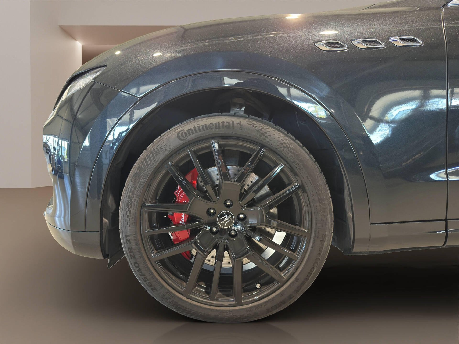 MASERATI Levante 3.0 V6 S GranLusso-image-18