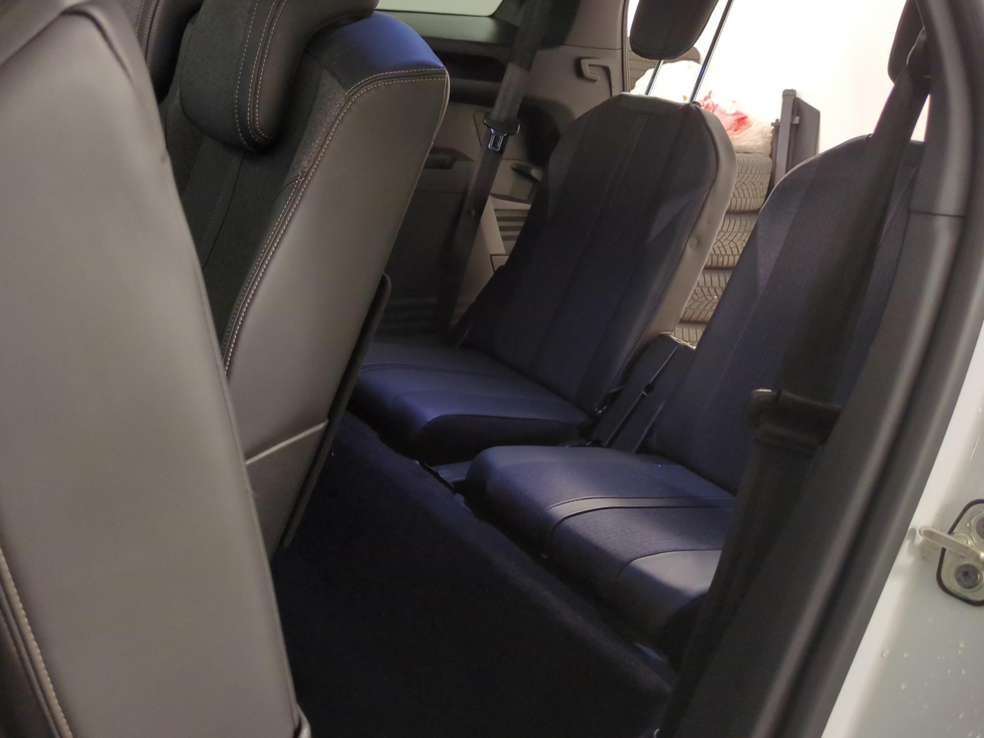 PEUGEOT 5008 1.6 THP GT Line EAT-image-20