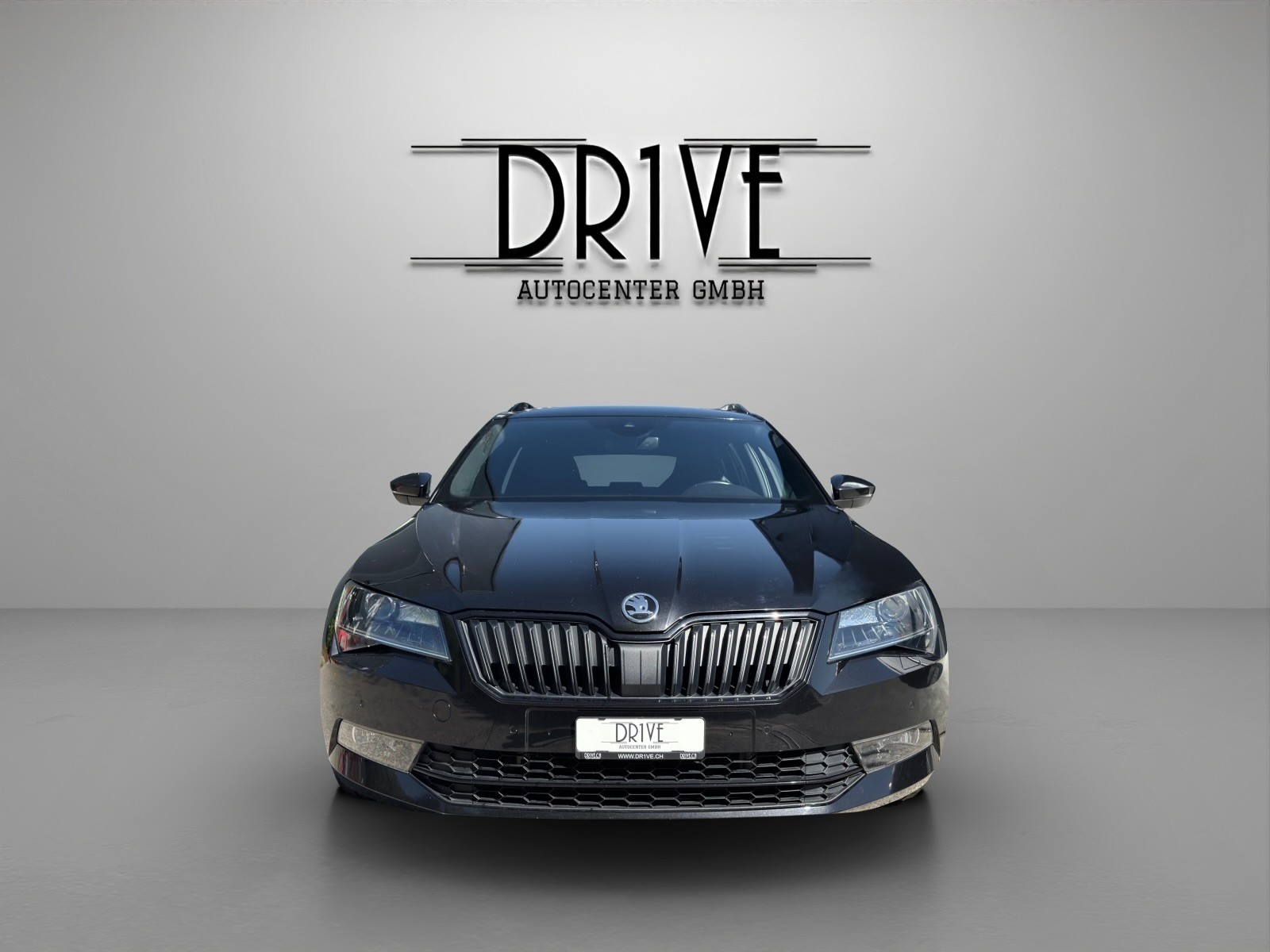 SKODA Superb Combi 2.0 TSI Sport Line DSG 4x4-showroom-element-1