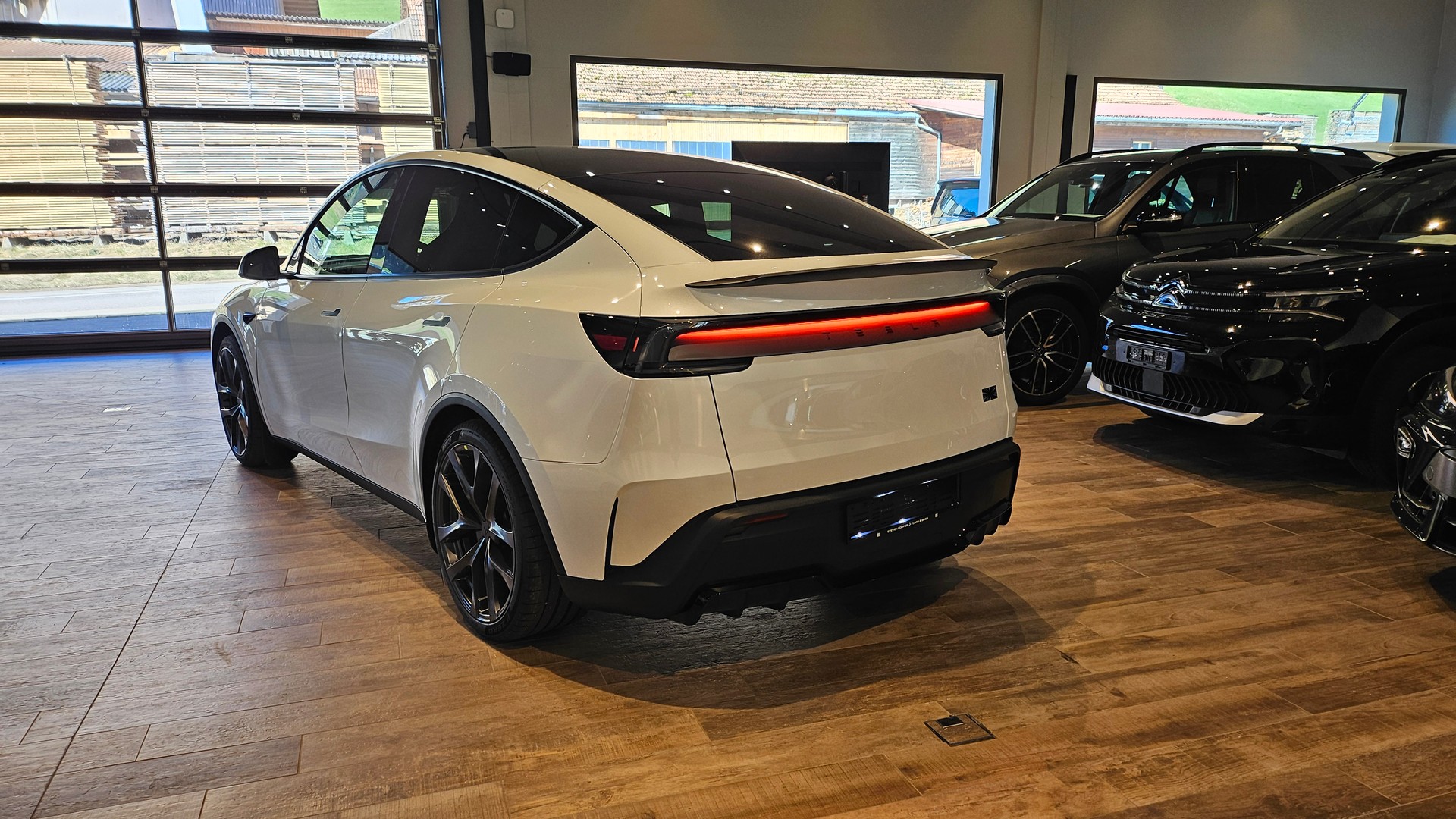 TESLA Model Y Performance 🔥AHK🔥AWD 🔥AHK🔥-image-14