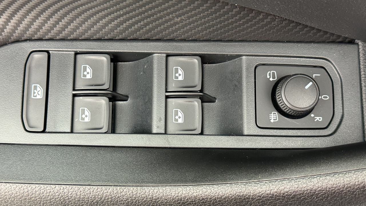 SKODA Kamiq 1.5 TSI Monte Carlo DSG-image-8