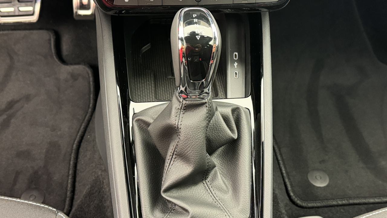 SKODA Kamiq 1.5 TSI Monte Carlo DSG-image-10
