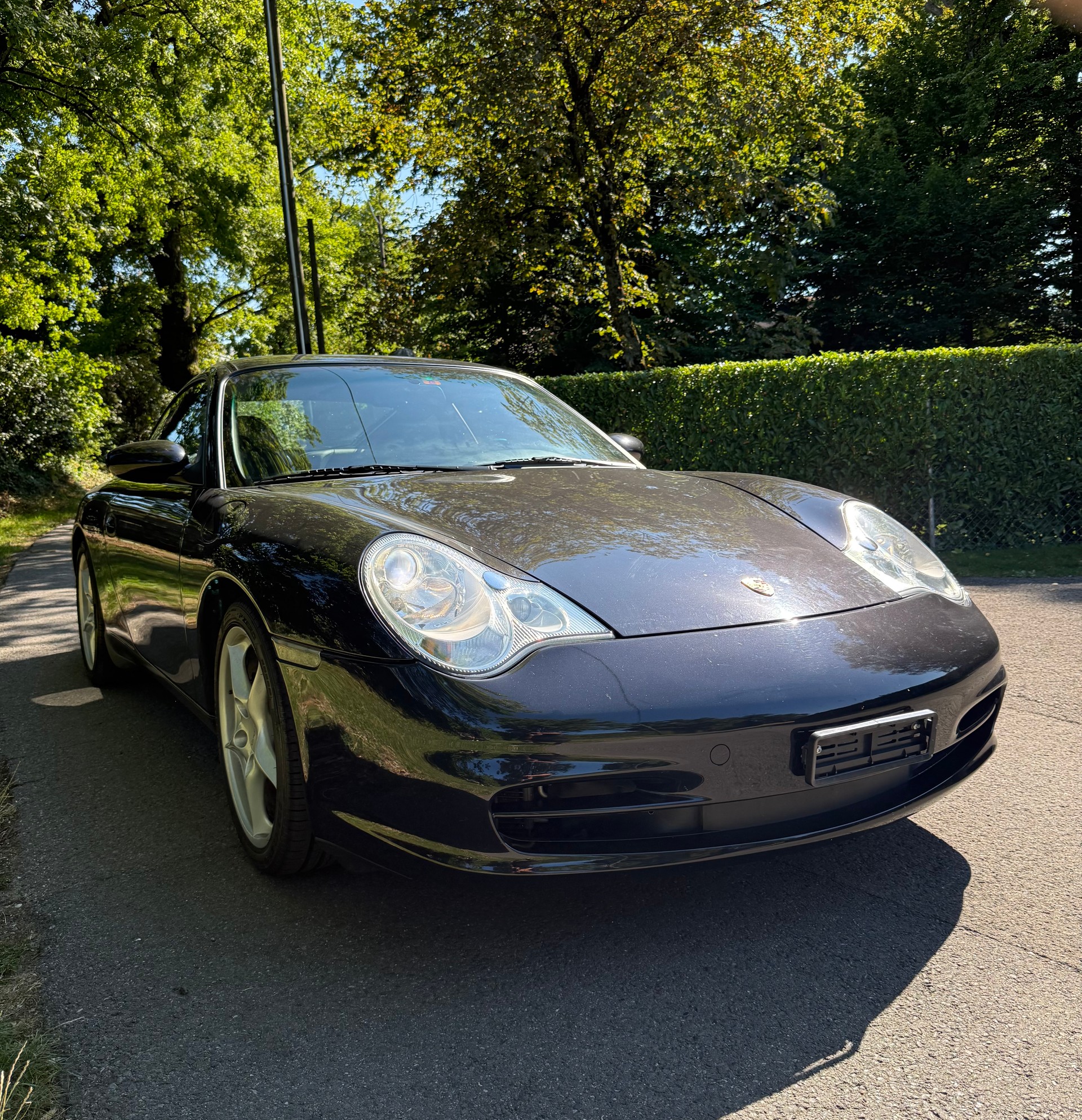 PORSCHE 911 Carrera 4