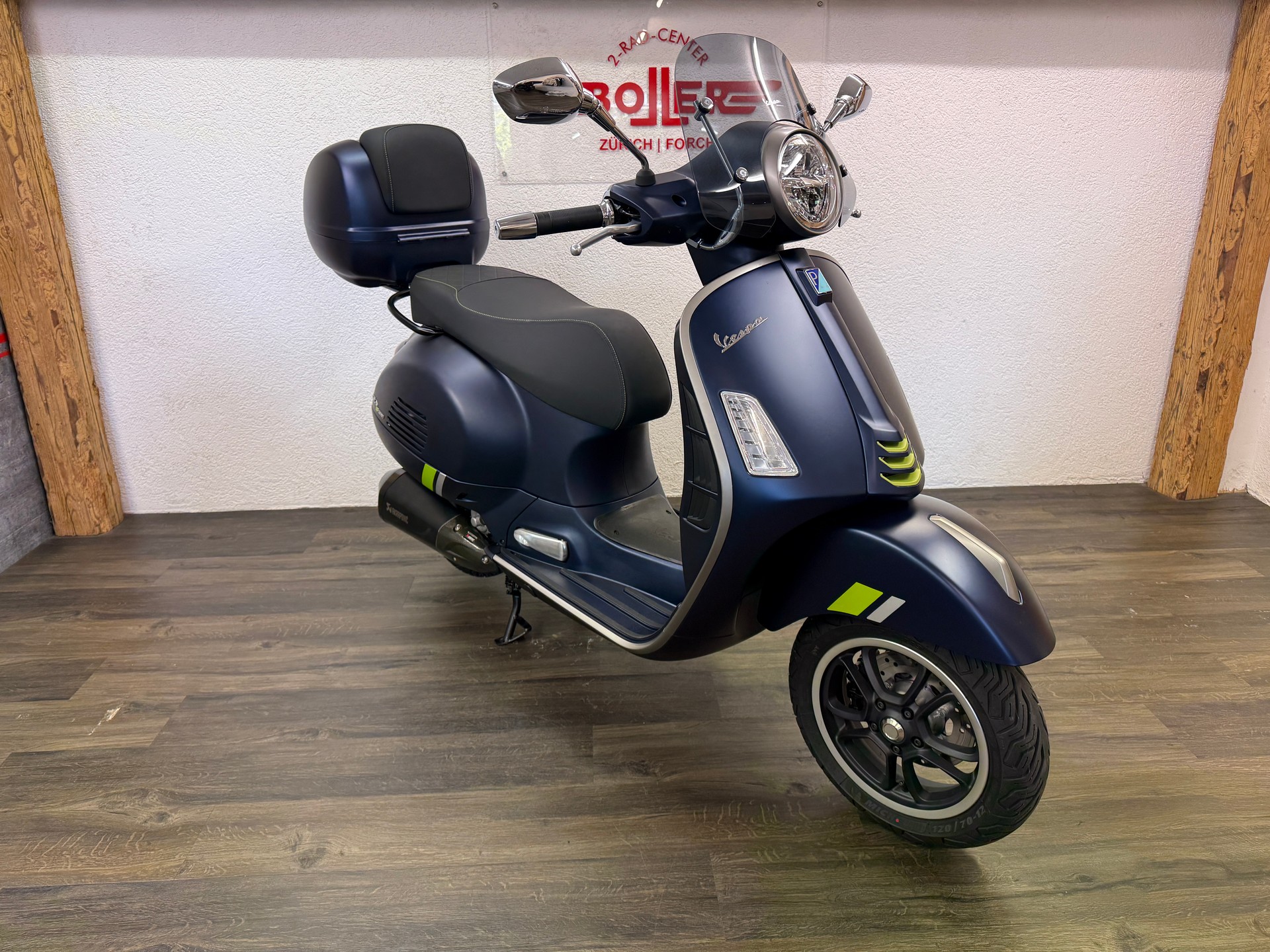 PIAGGIO Vespa GTS 300 Super Tech ABS-image-0