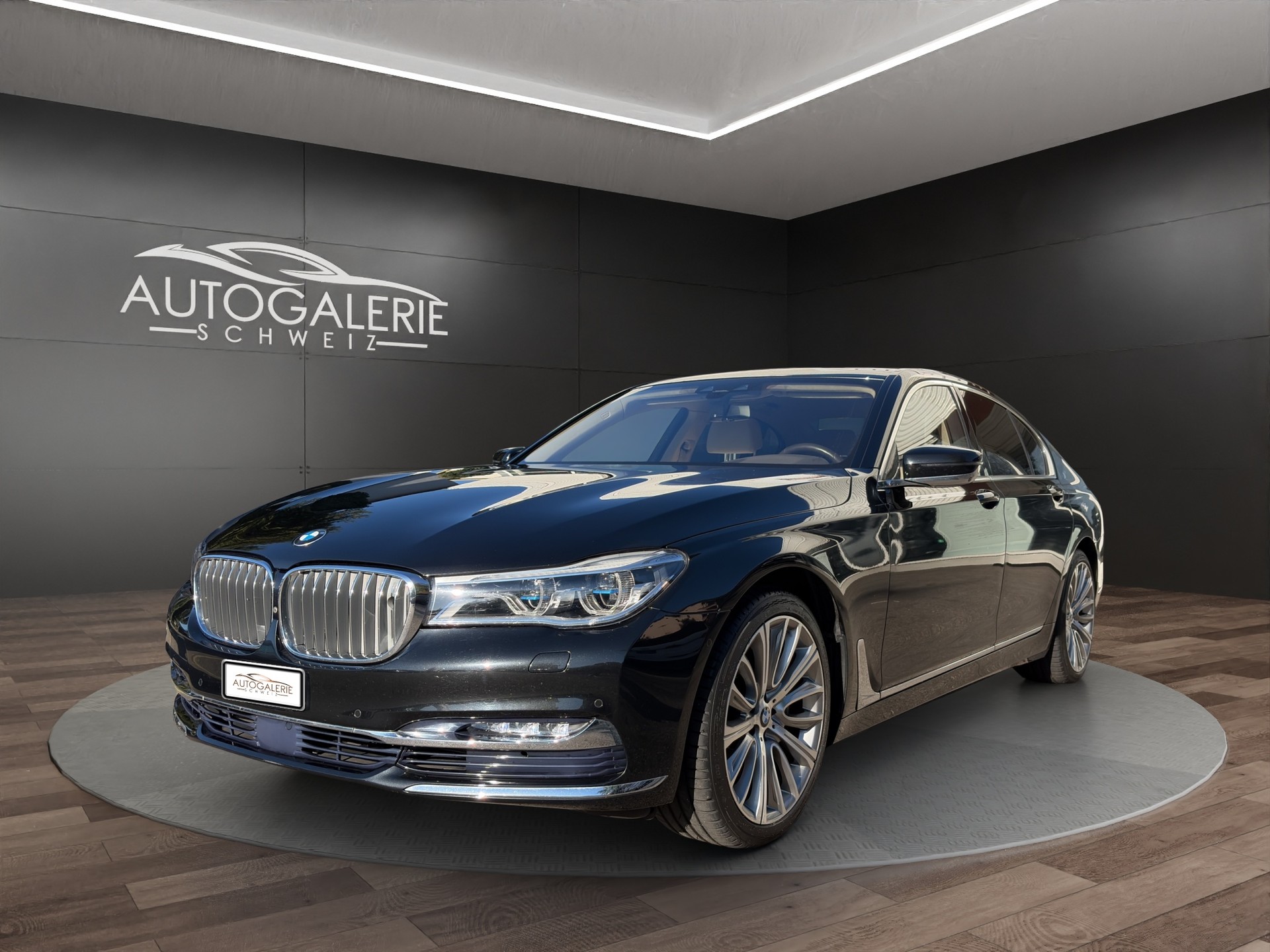 BMW 750i xDrive Steptronic | CH | Leder Beige | Night Vision | FOND Entertain | TV | PURE EXCELLENCE | Standheiz. |