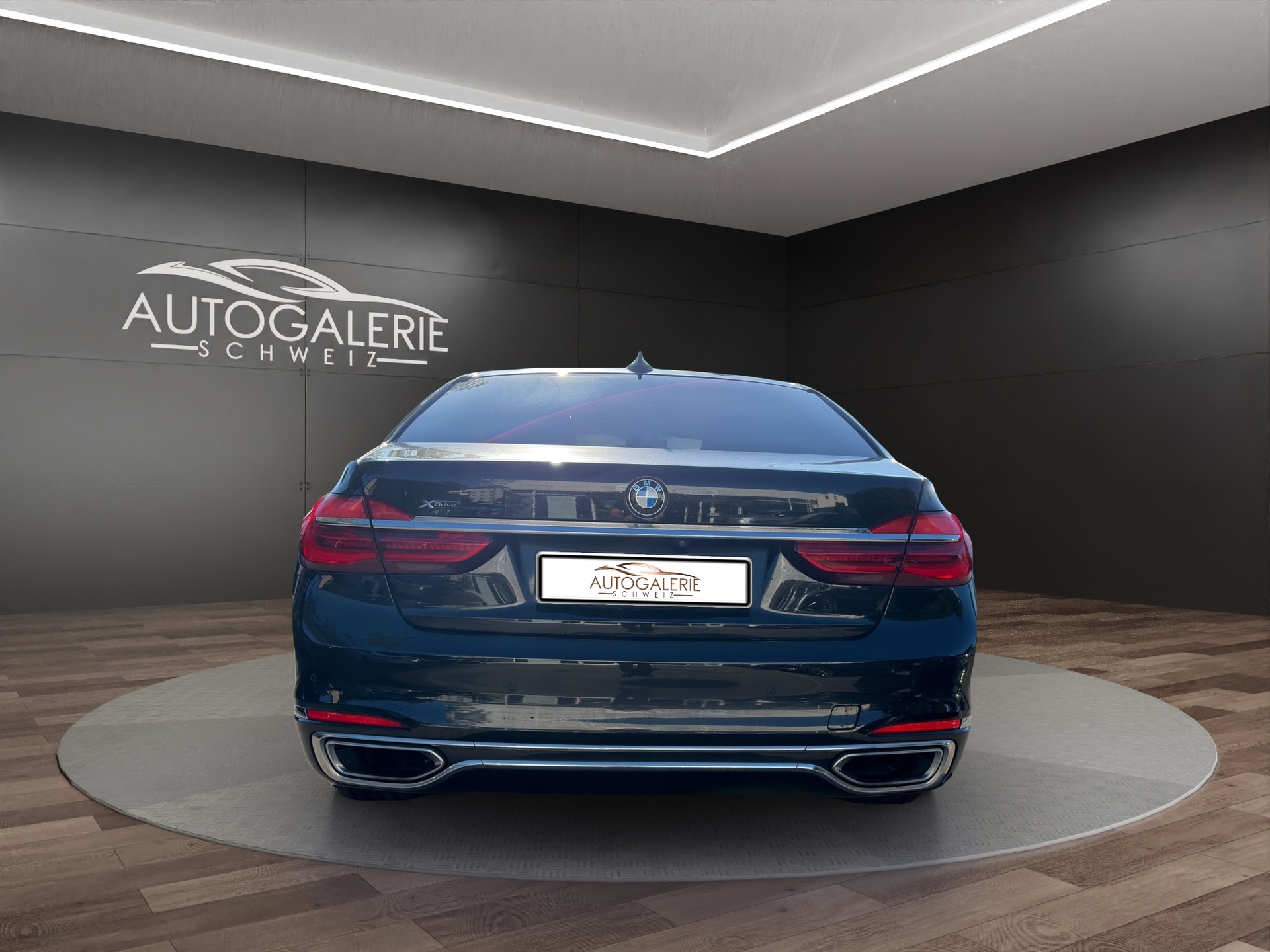 BMW 750i xDrive Steptronic | CH | Leder Beige | Night Vision | FOND Entertain | TV | PURE EXCELLENCE | Standheiz. |-showroom-element-3