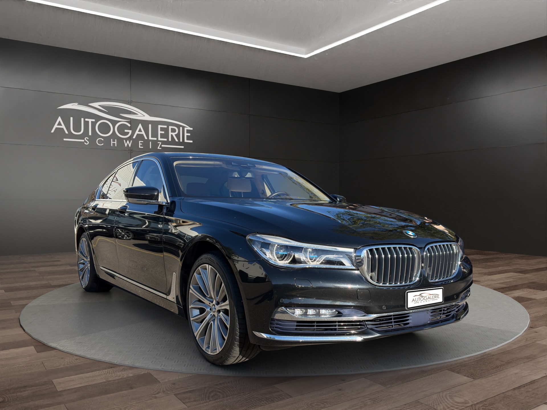 BMW 750i xDrive Steptronic | CH | Leder Beige | Night Vision | FOND Entertain | TV | PURE EXCELLENCE | Standheiz. |-image-6