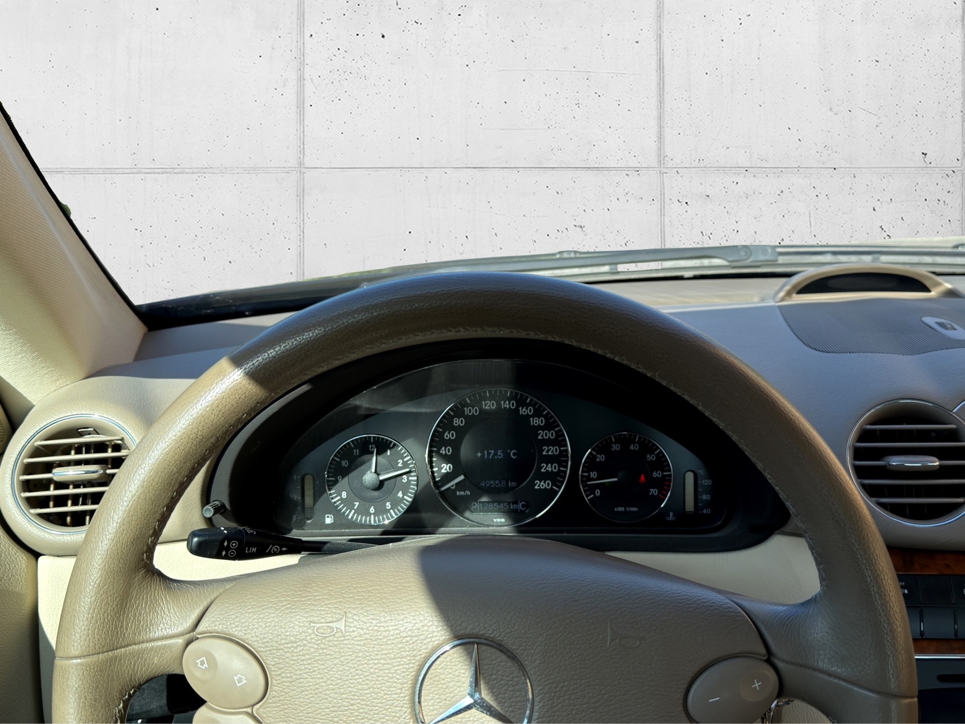 MERCEDES-BENZ CLK 500 Elégance 7G-Tronic-image-15