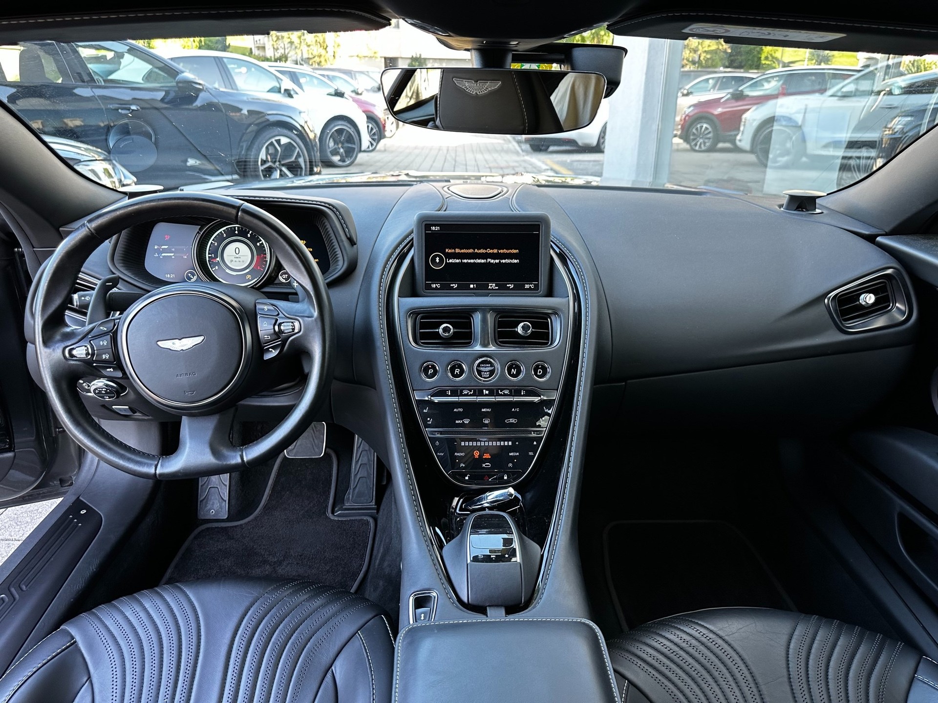 ASTON MARTIN DB11 V12 Launch Edition Touchtronic 3-image-10
